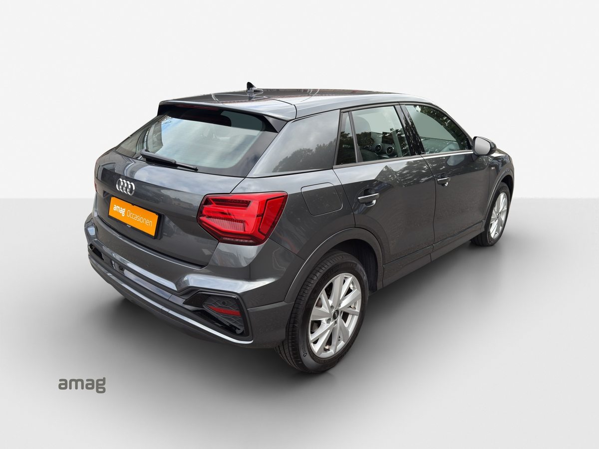 AUDI Q2 35 TFSI S line, Essence, Occasion / Utilisé, Automatique - 5
