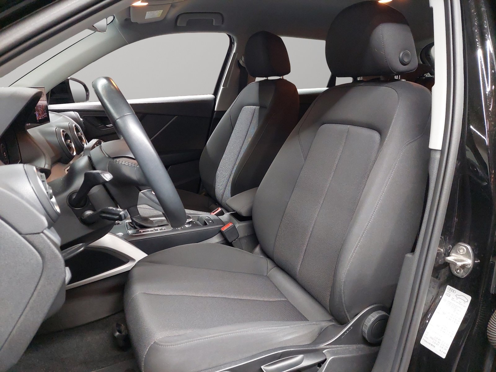 AUDI Q2 40 TFSI advanced Attraction quattro S-tronic, Petrol, Second hand / Used, Automatic - 6