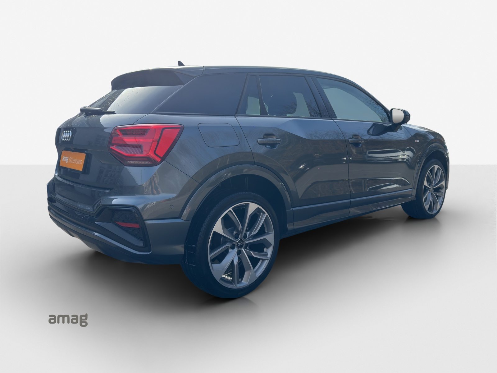AUDI Q2 35 TFSI S line, Essence, Occasion / Utilisé, Automatique - 5