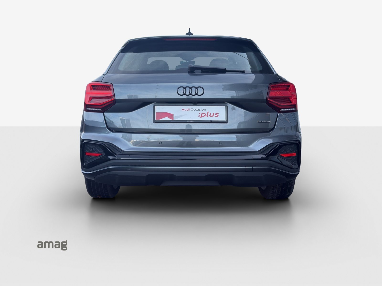 AUDI Q2 40 TFSI S line, Essence, Occasion / Utilisé, Automatique - 4