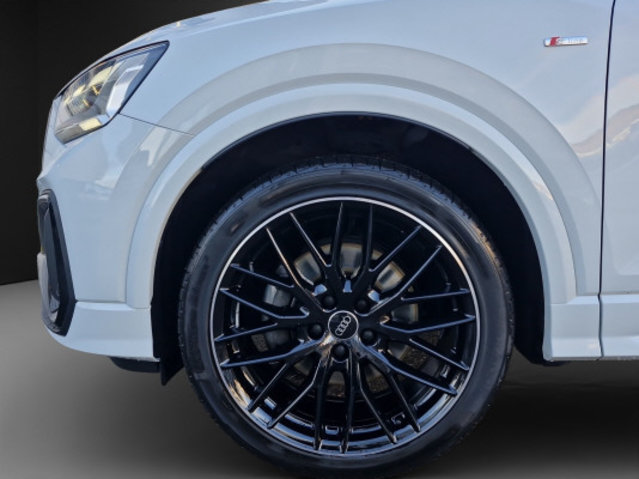 AUDI Q2 35 TFSI S lineS-tronic, Benzina, Occasioni / Usate, Automatico - 4