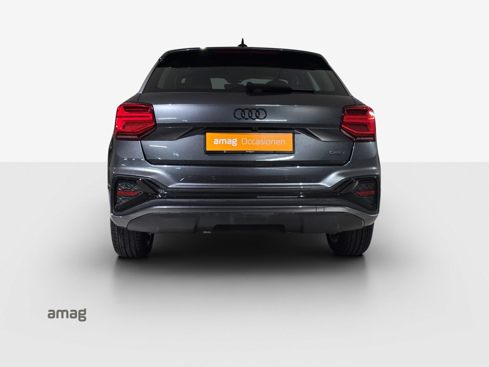 AUDI Q2 40 TFSI S line, Essence, Occasion / Utilisé, Automatique - 4