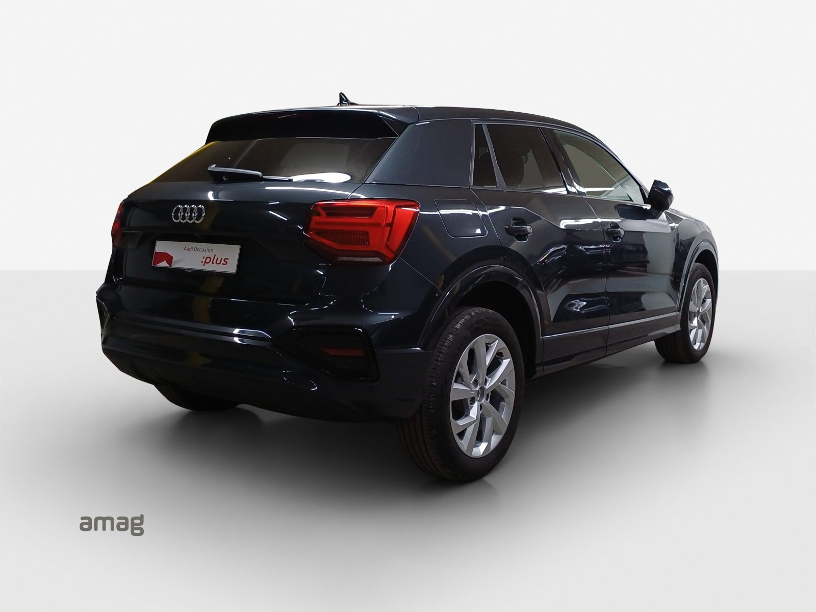 AUDI Q2 35 TFSI advanced, Petrol, Second hand / Used, Automatic - 5