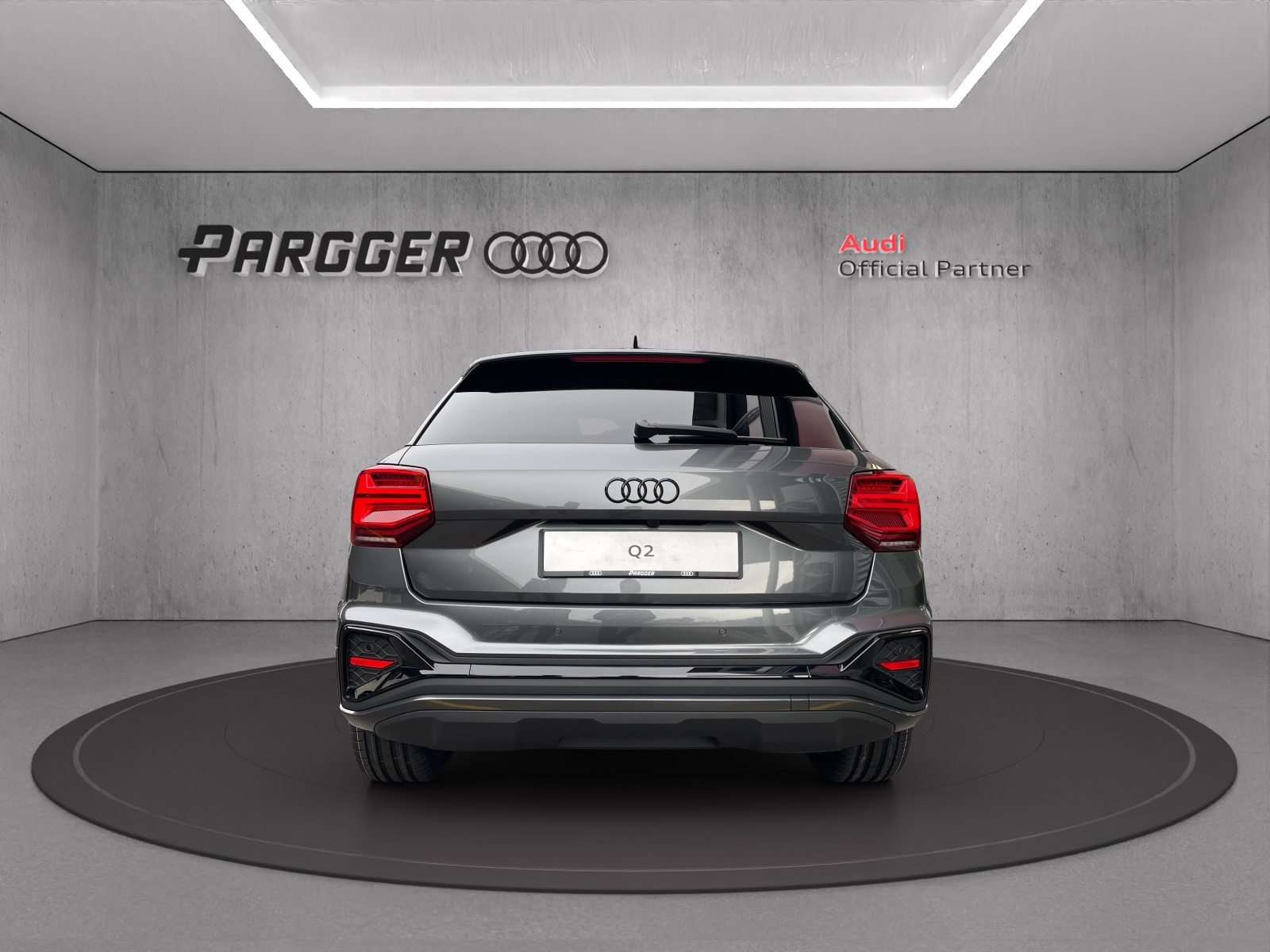 AUDI Q2 35 TFSI S line, Petrol, Second hand / Used, Automatic - 4