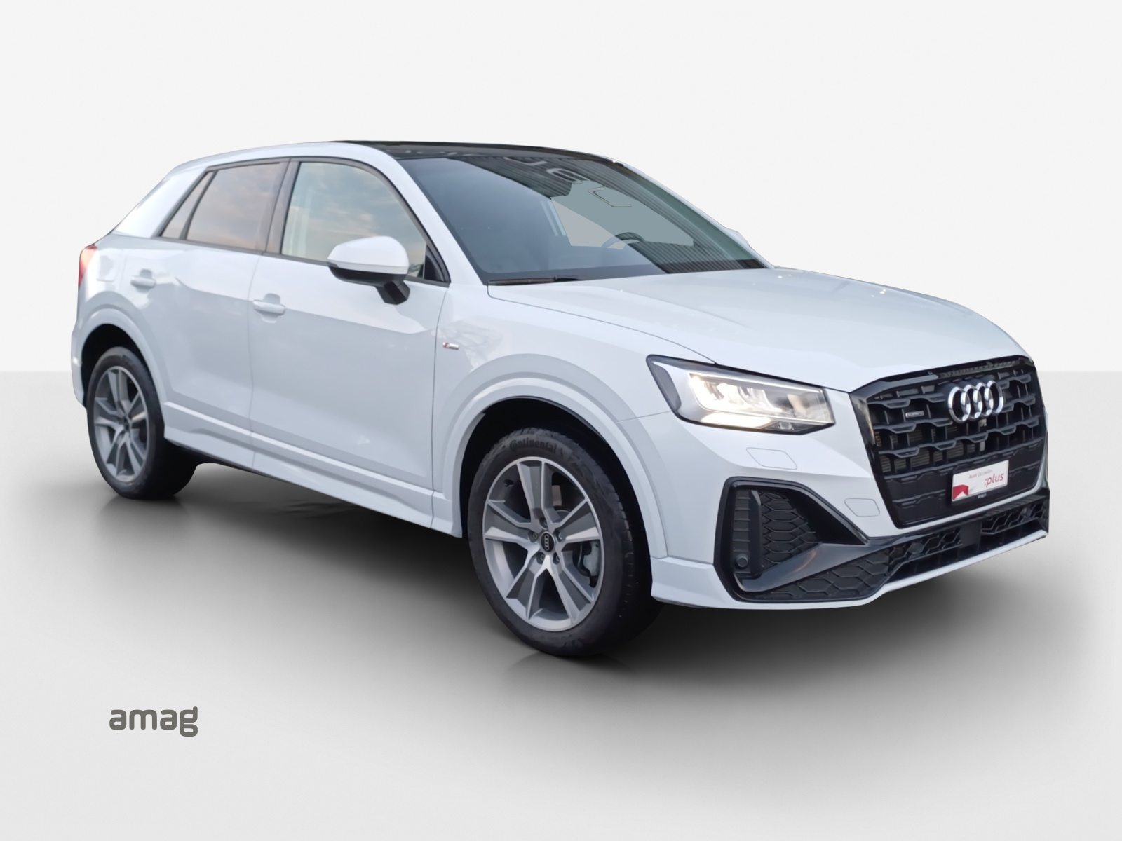 AUDI Q2 40 TFSI S line, Petrol, Second hand / Used, Automatic - 6