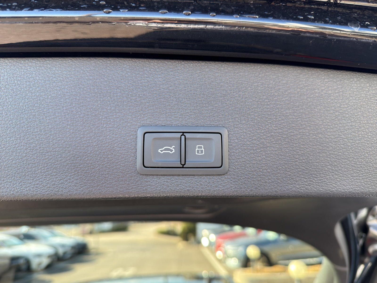 AUDI Q2 35 TFSI S line S-tronic, Petrol, Second hand / Used, Automatic - 7