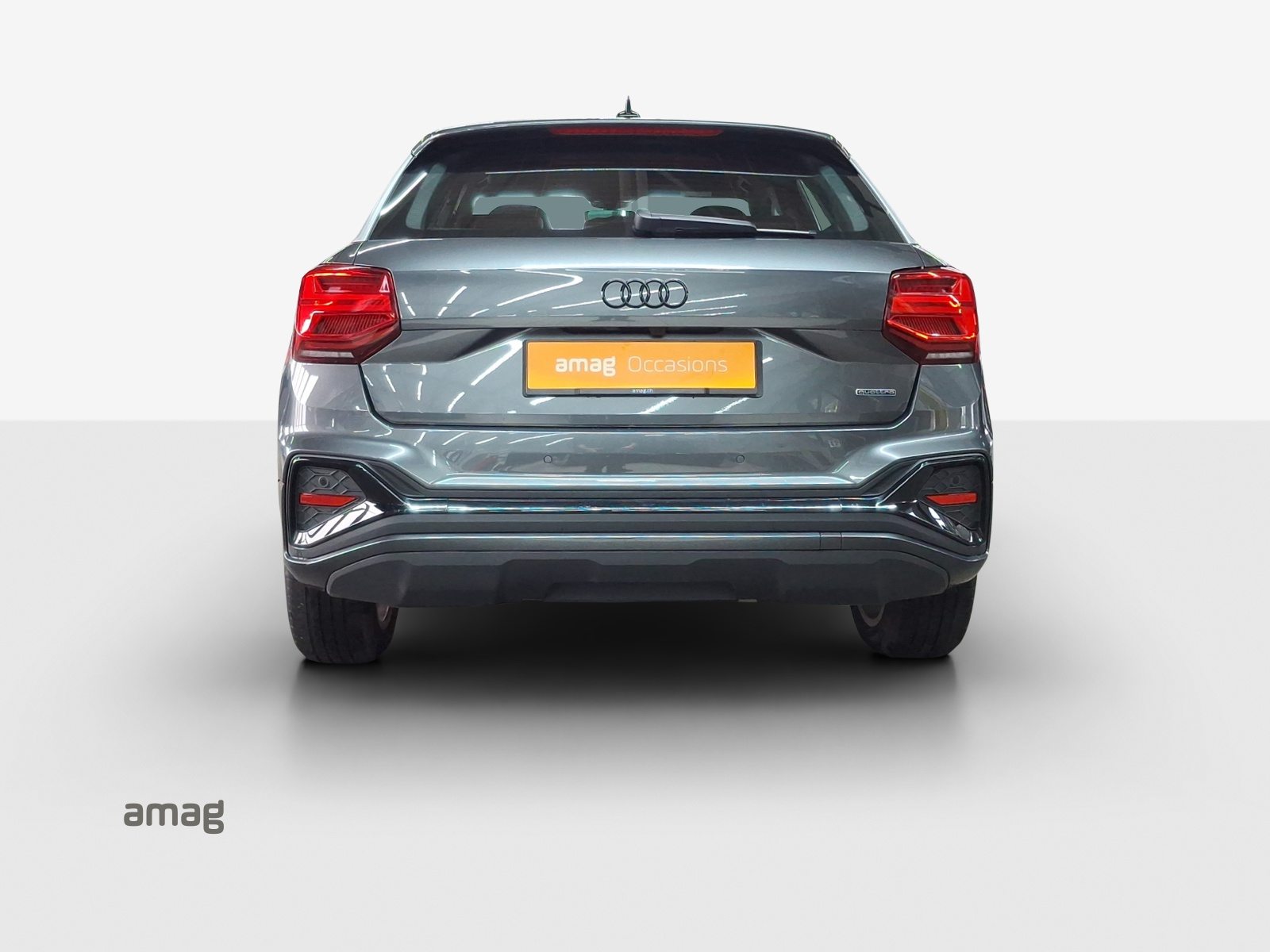 AUDI Q2 40 TFSI S line, Essence, Occasion / Utilisé, Automatique - 4