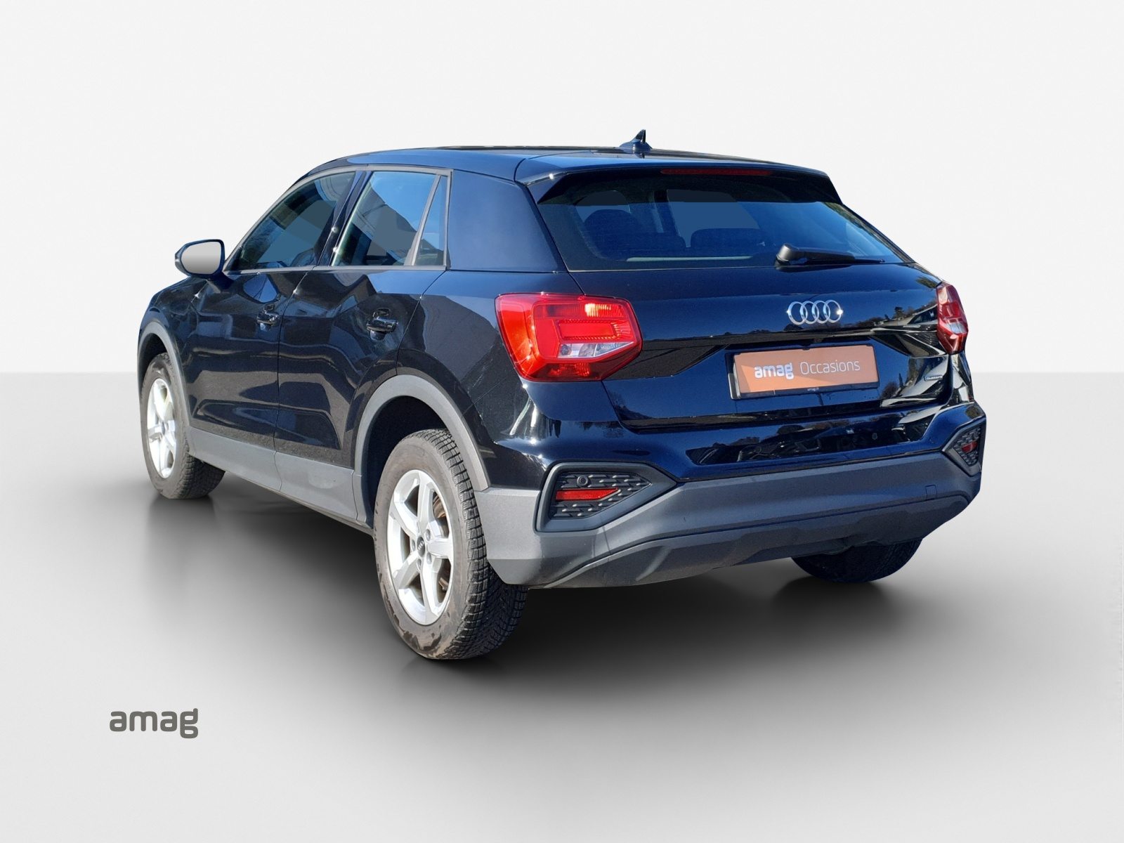 AUDI Q2 40 TFSI Attraction, Essence, Occasion / Utilisé, Automatique - 3