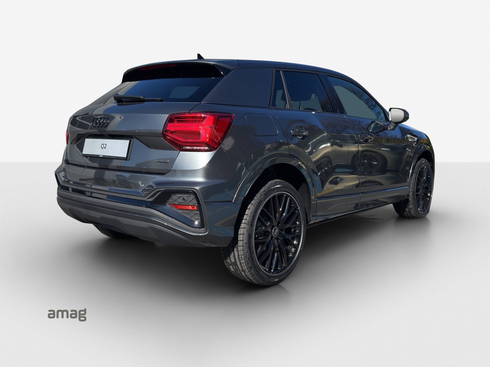 AUDI Q2 40 TFSI S line Attraction, Benzin, Occasion / Gebraucht, Automatik - 5