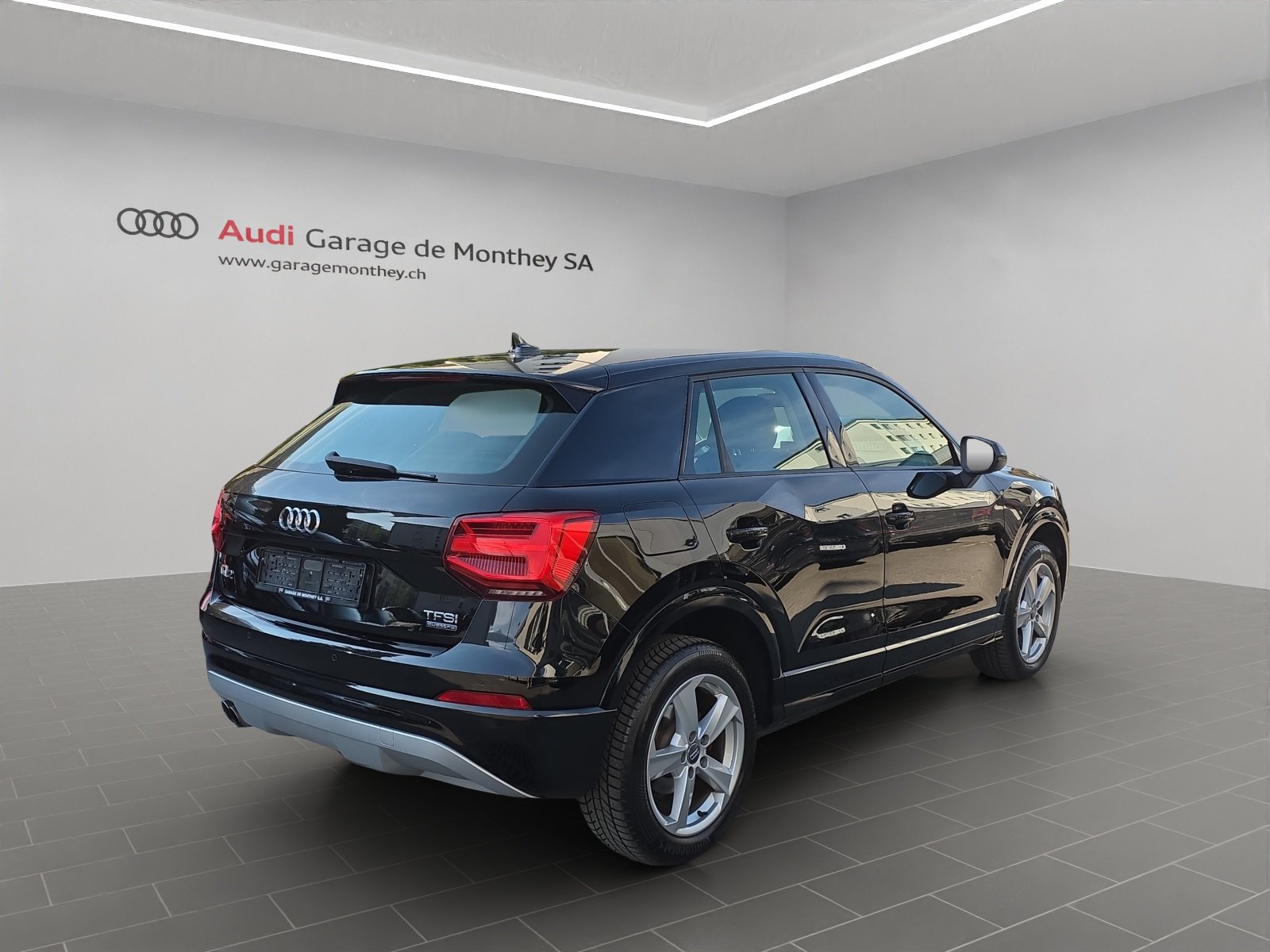 AUDI Q2 2.0 TFSI sport quattro S-tronic, Petrol, Second hand / Used, Automatic - 4