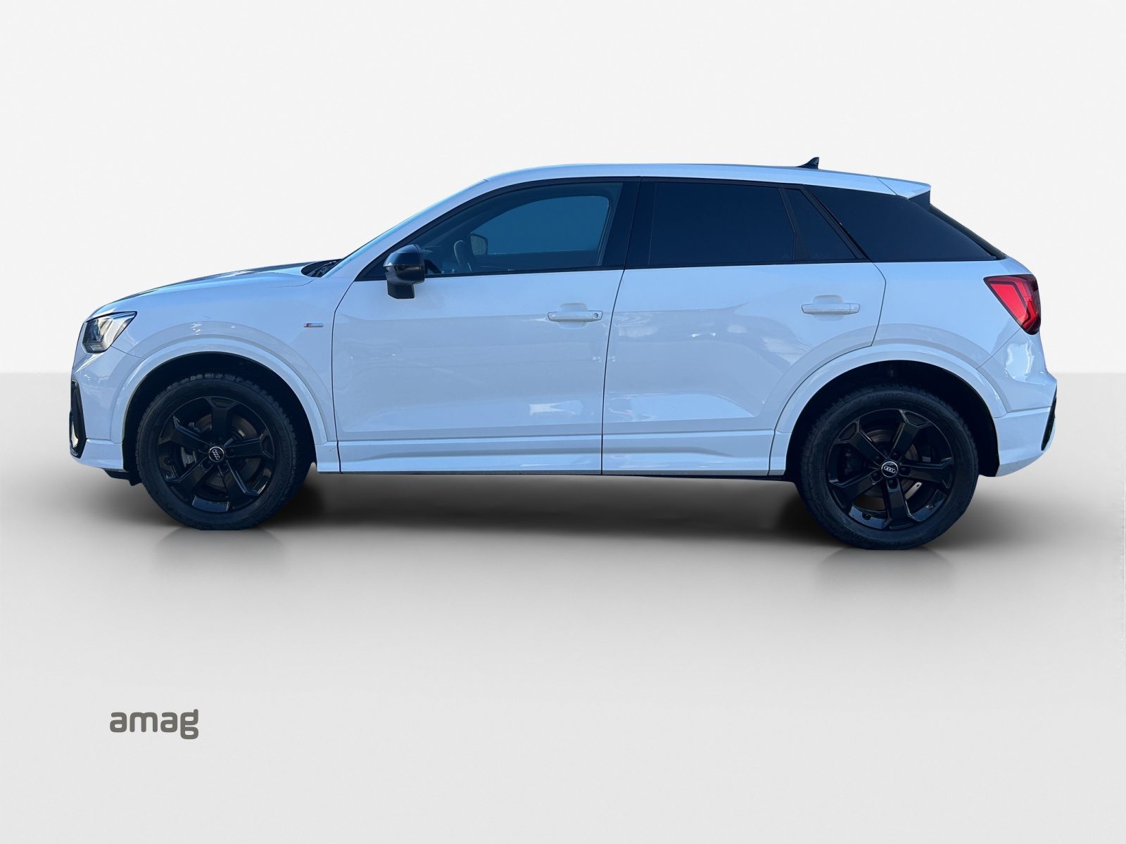 AUDI Q2 40 TFSI S line Attraction, Essence, Occasion / Utilisé, Automatique - 2