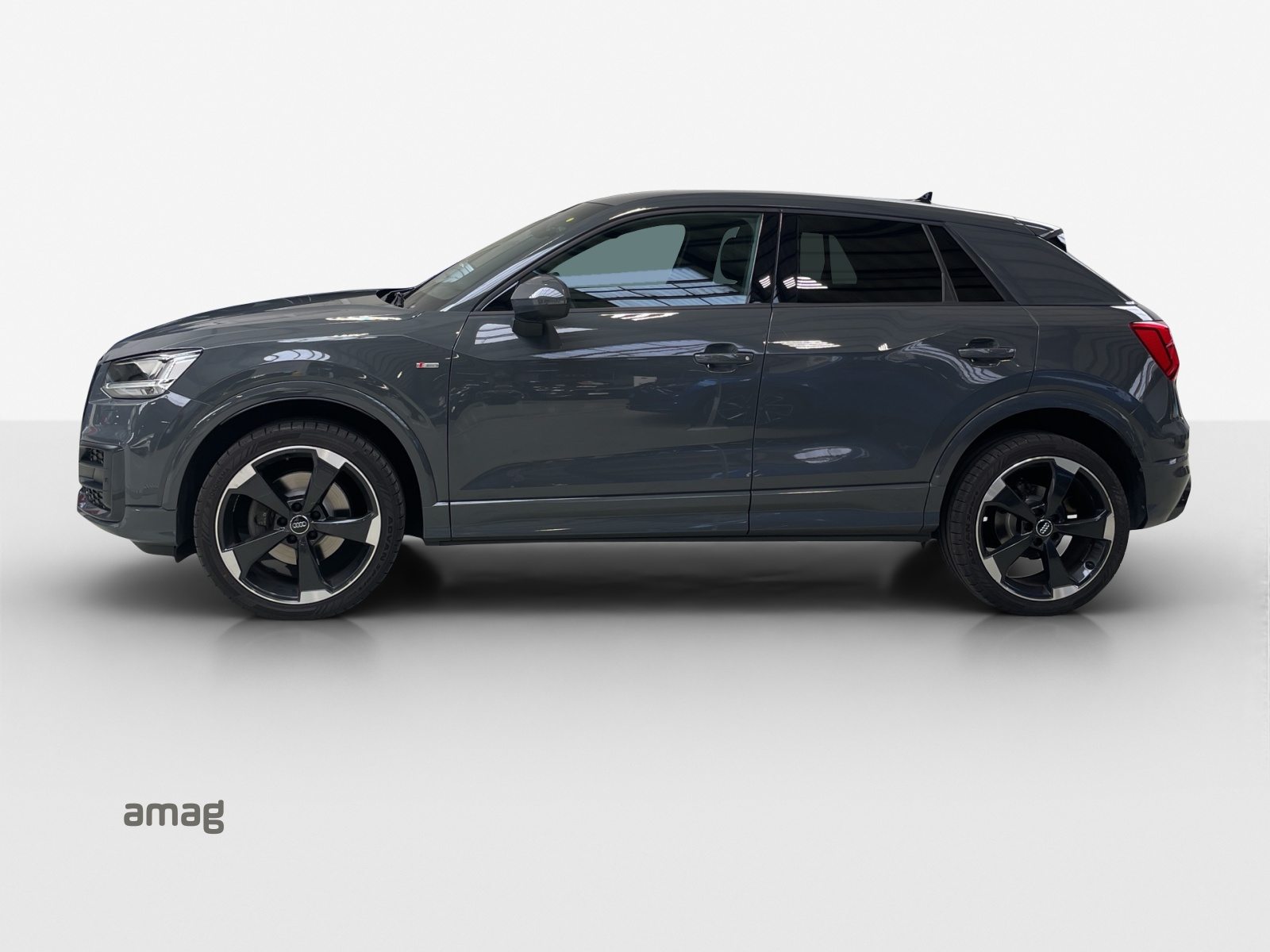 AUDI Q2 35 TFSI sport, Benzin, Occasion / Gebraucht, Automatik - 2