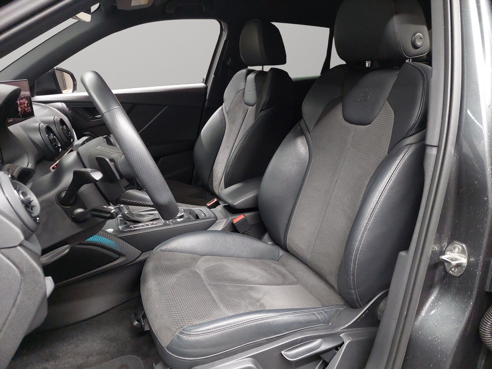 AUDI Q2 1.4 TFSI sport S-tronic, Petrol, Second hand / Used, Automatic - 6
