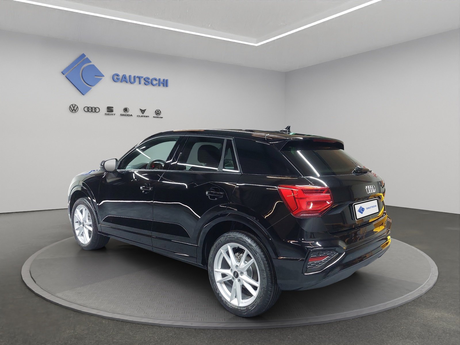 AUDI Q2 35 TFSI advanced S-tronic, Benzin, Occasion / Gebraucht, Automatik - 3