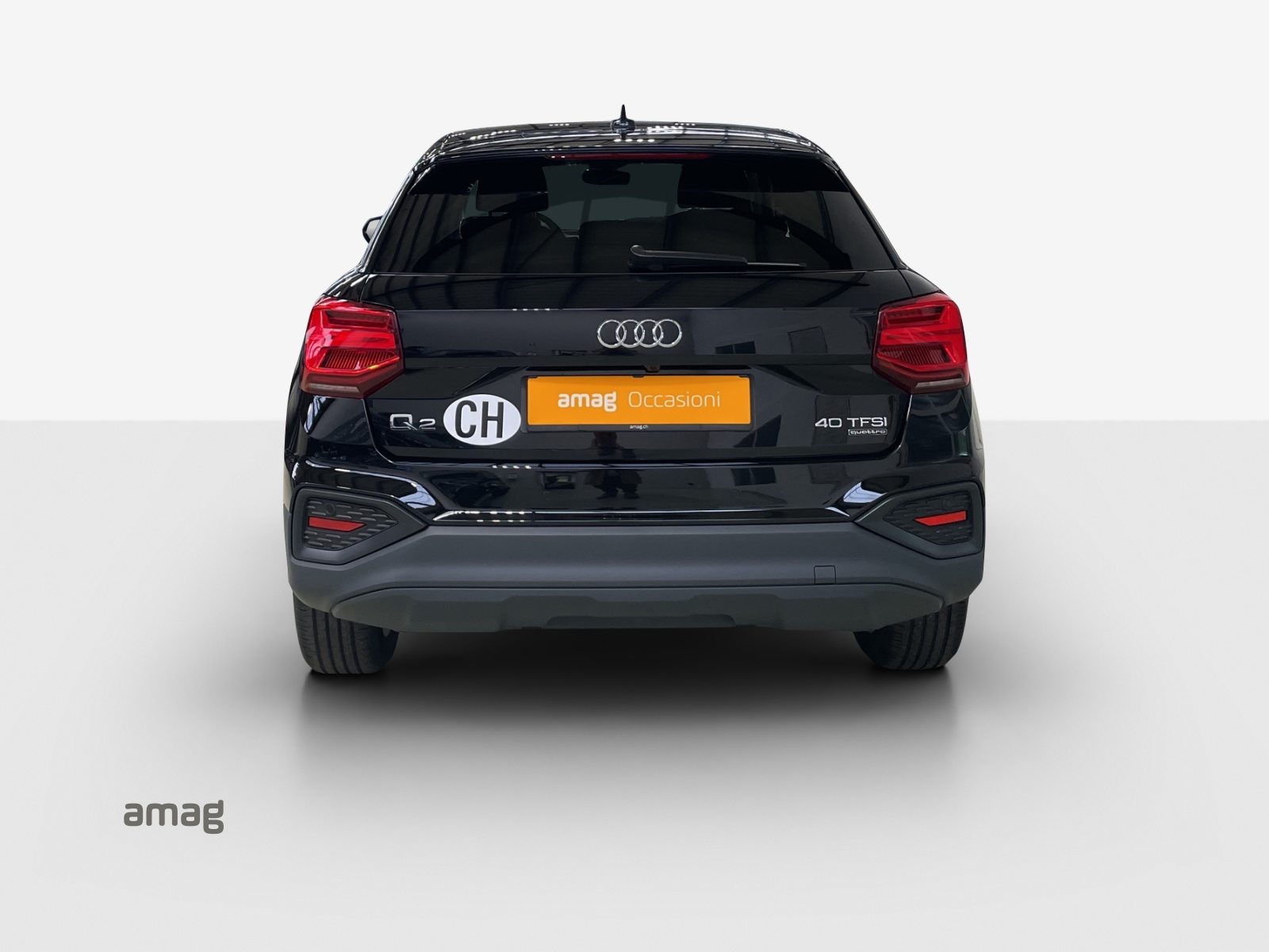 AUDI Q2 40 TFSI Attraction, Benzin, Occasion / Gebraucht, Automatik - 4