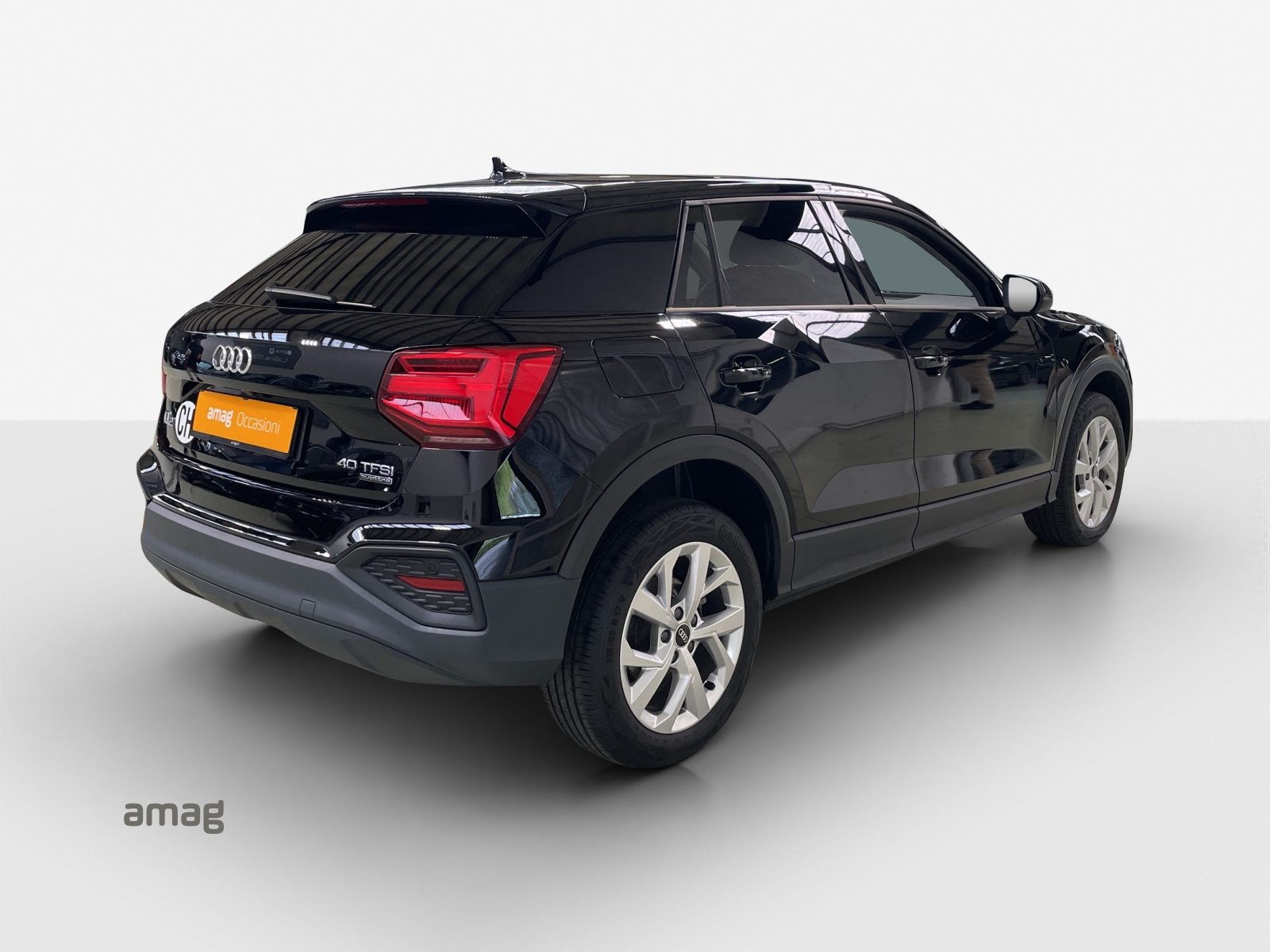 AUDI Q2 40 TFSI Attraction, Benzin, Occasion / Gebraucht, Automatik - 5