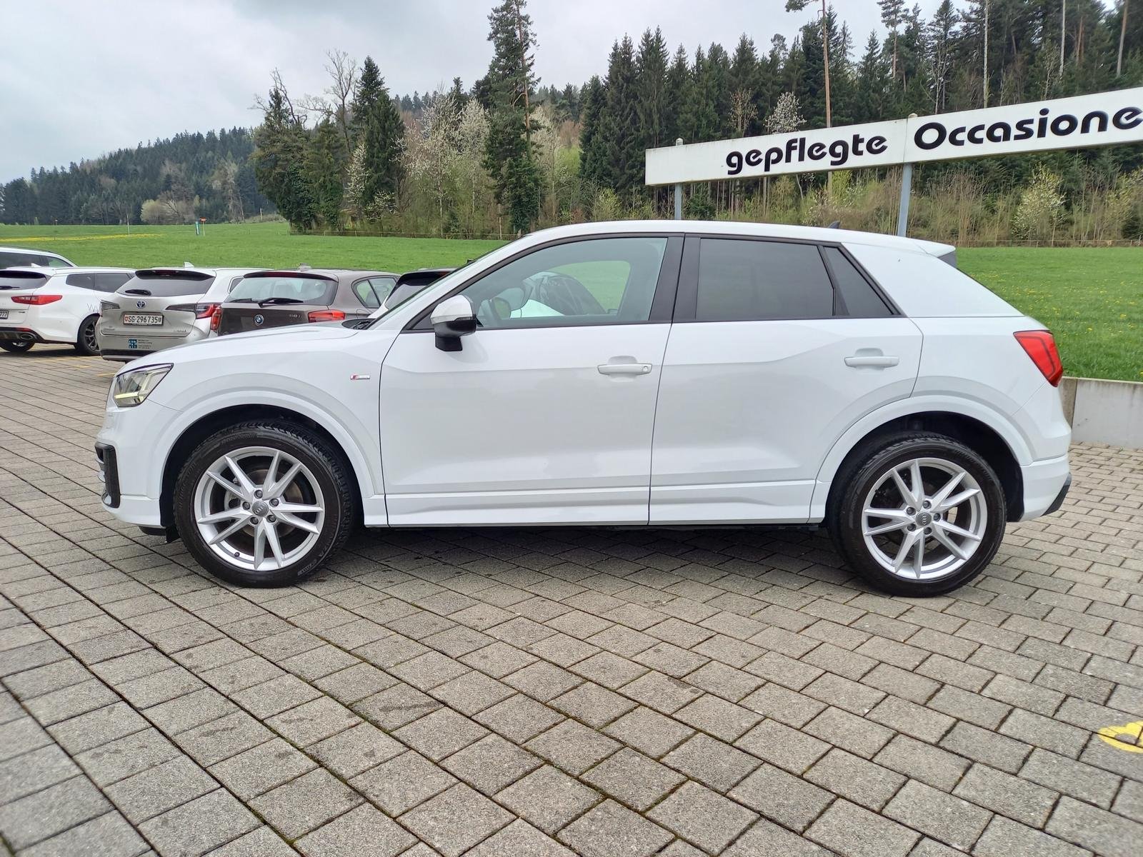 AUDI Q2 1.5 35 TFSI Sport S-Tronic, Petrol, Second hand / Used, Automatic - 3