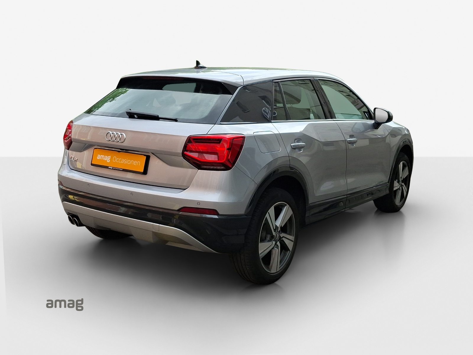 AUDI Q2 35 TFSI design Attraction, Petrol, Second hand / Used, Automatic - 5