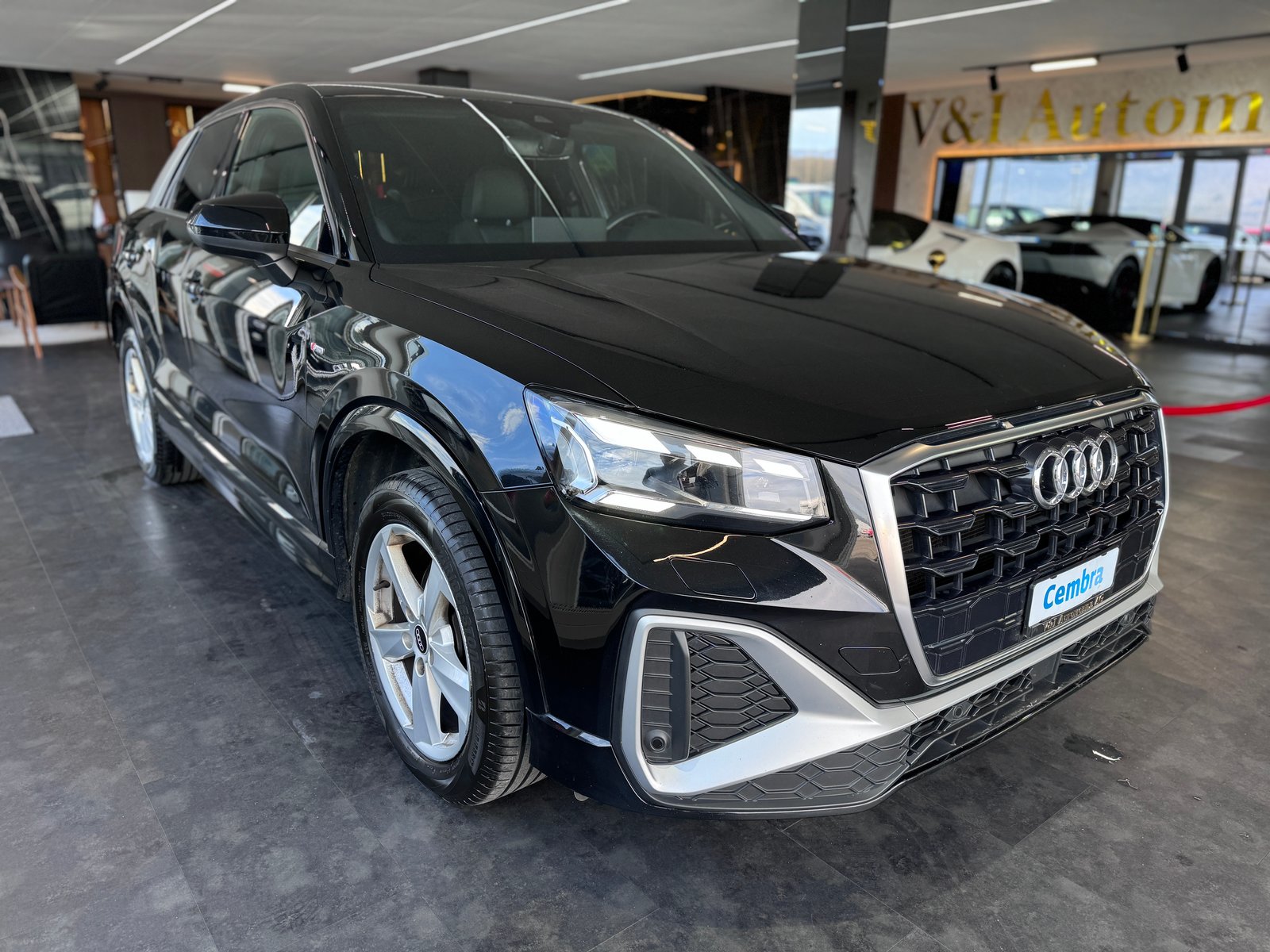 AUDI Q2 35 TFSI S line S-tronic, Benzin, Occasion / Gebraucht, Automatik - 4