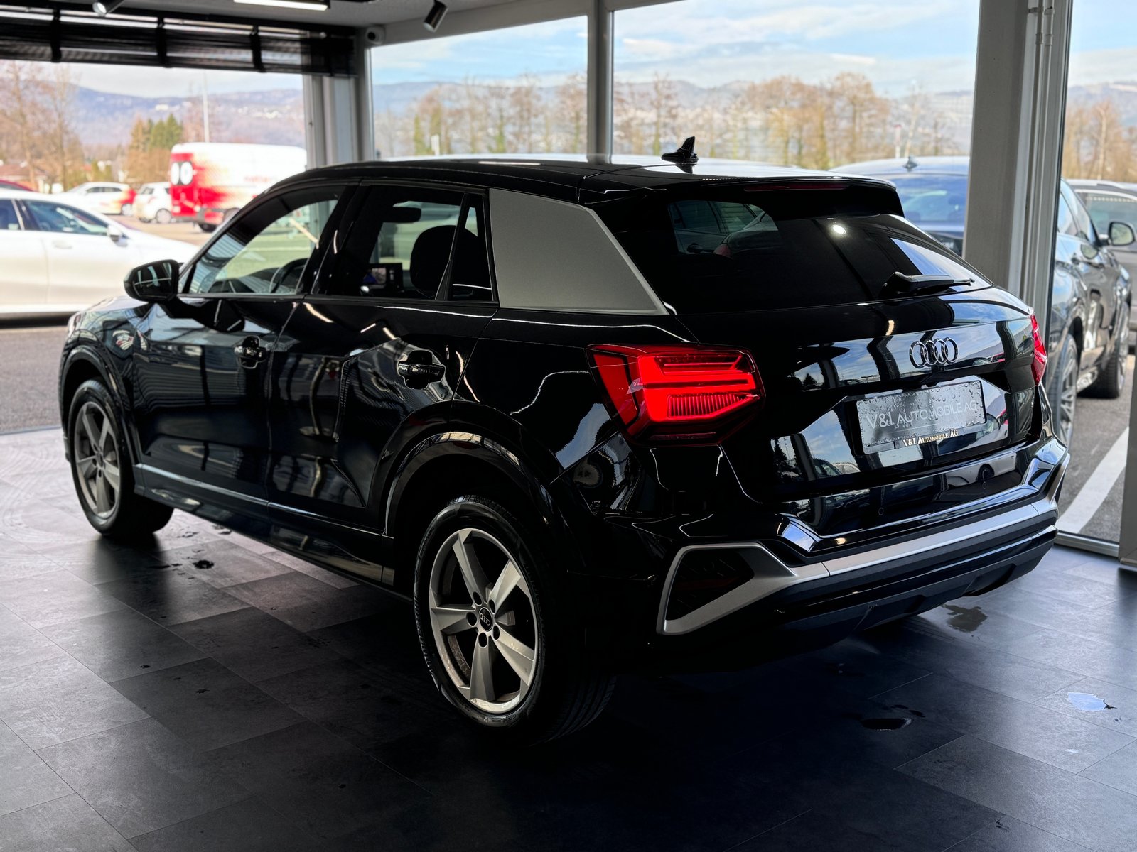 AUDI Q2 35 TFSI S line S-tronic, Benzin, Occasion / Gebraucht, Automatik - 5