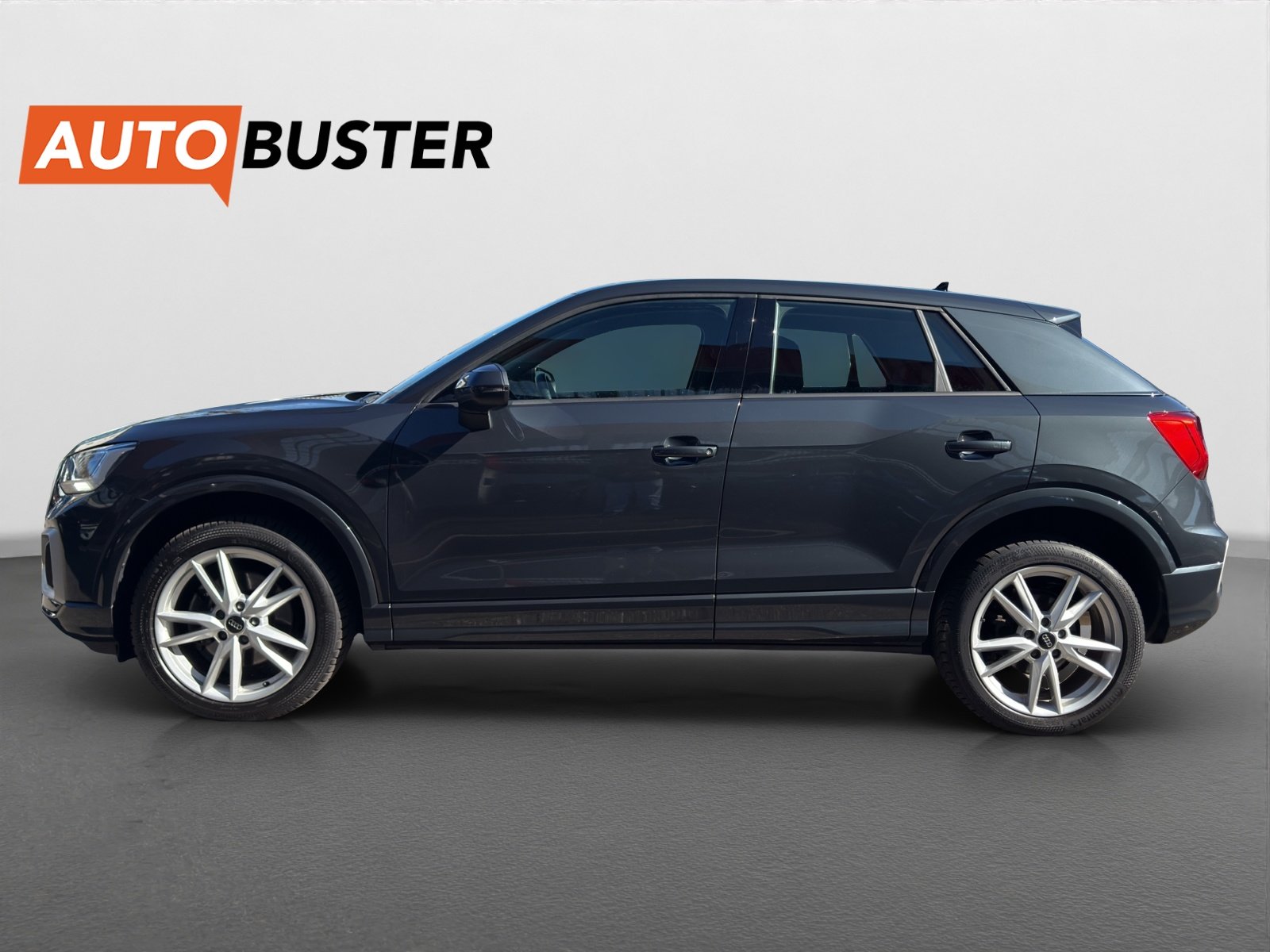 AUDI Q2 40 TFSI advanced quattro S-tronic, Petrol, Second hand / Used, Automatic - 2