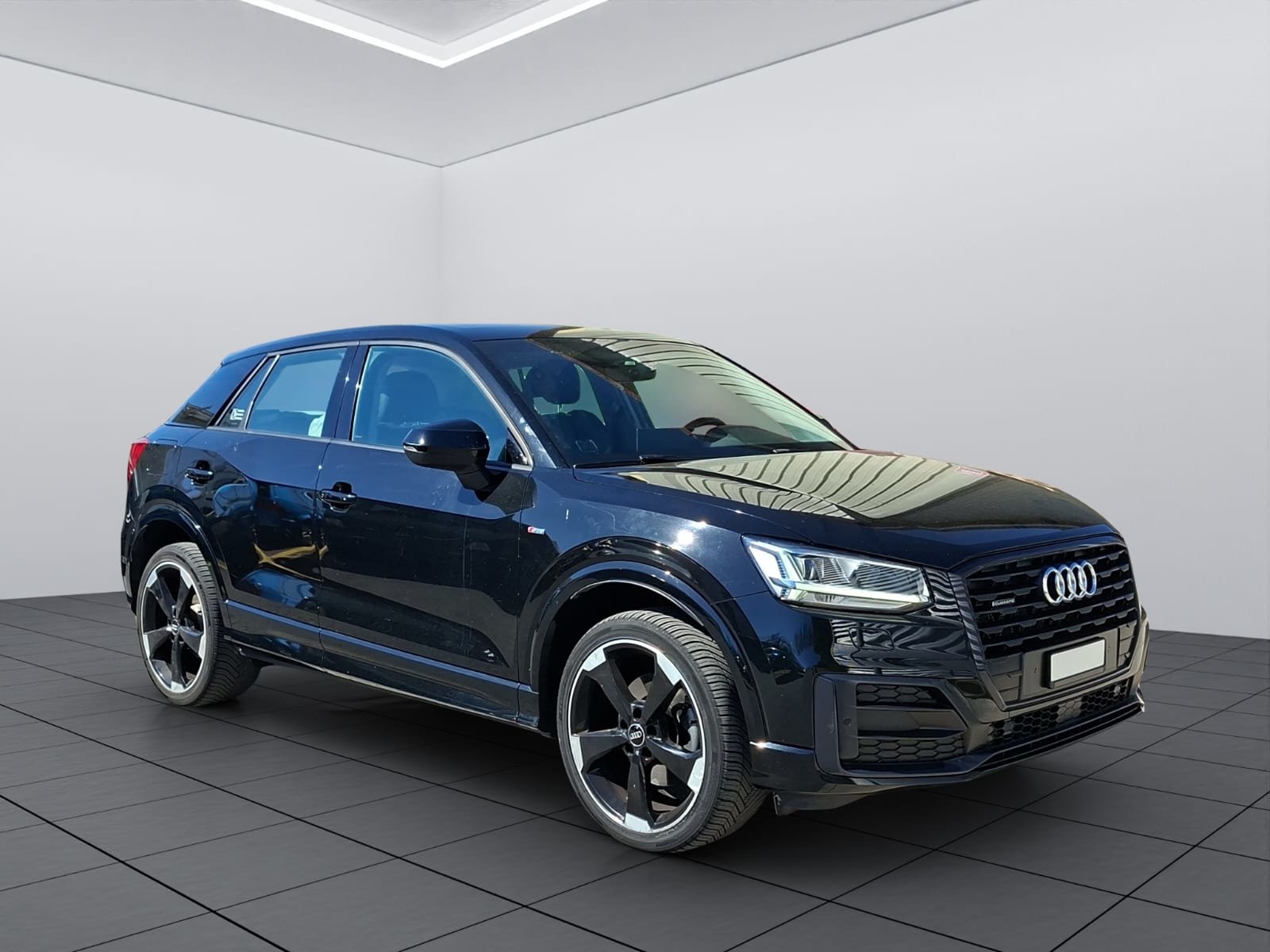 AUDI Q2 2.0 TFSI quattro S-tronic, Benzin, Occasion / Gebraucht, Automatik - 3
