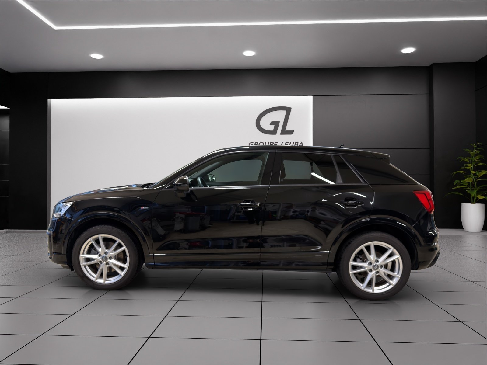 AUDI Q2 40 TFSI Sport quattro, Petrol, Second hand / Used, Automatic - 3