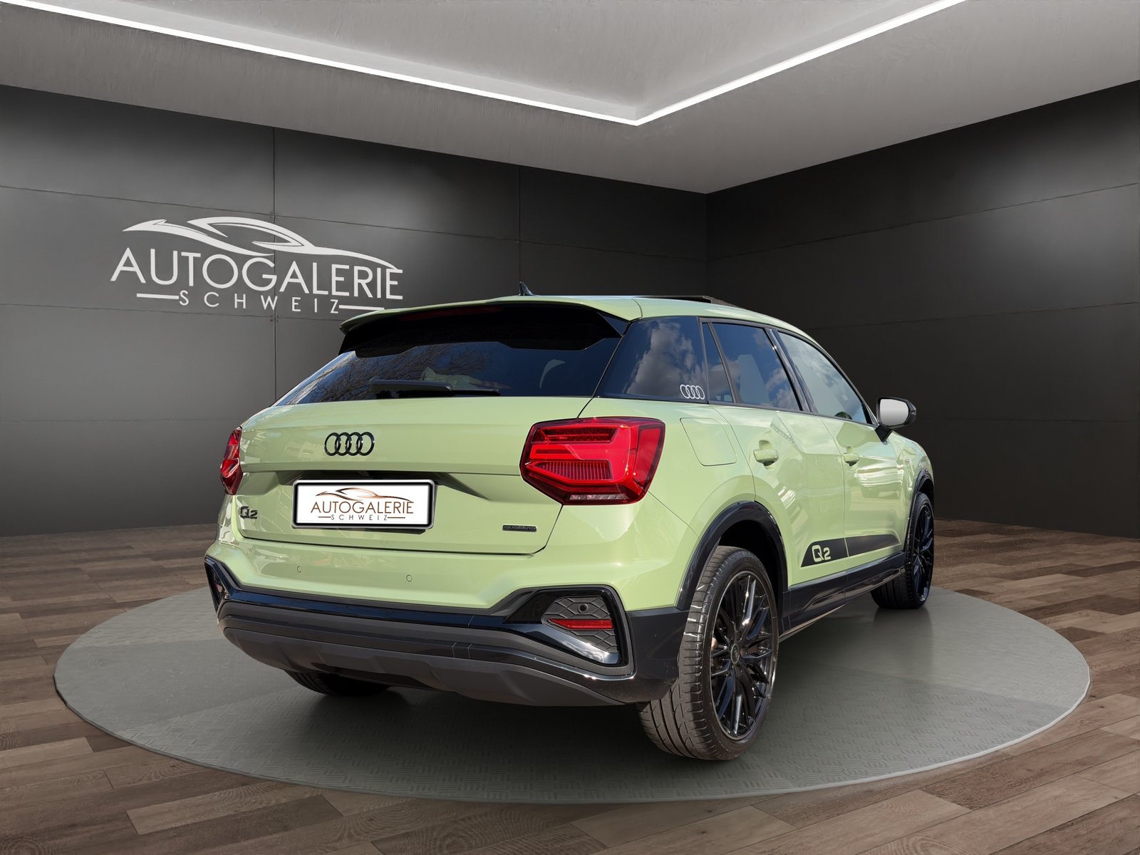 AUDI Q2 40 TFSI S line quattro EDITION ONE CH APPLE GREEN, Petrol, Second hand / Used, Automatic - 5