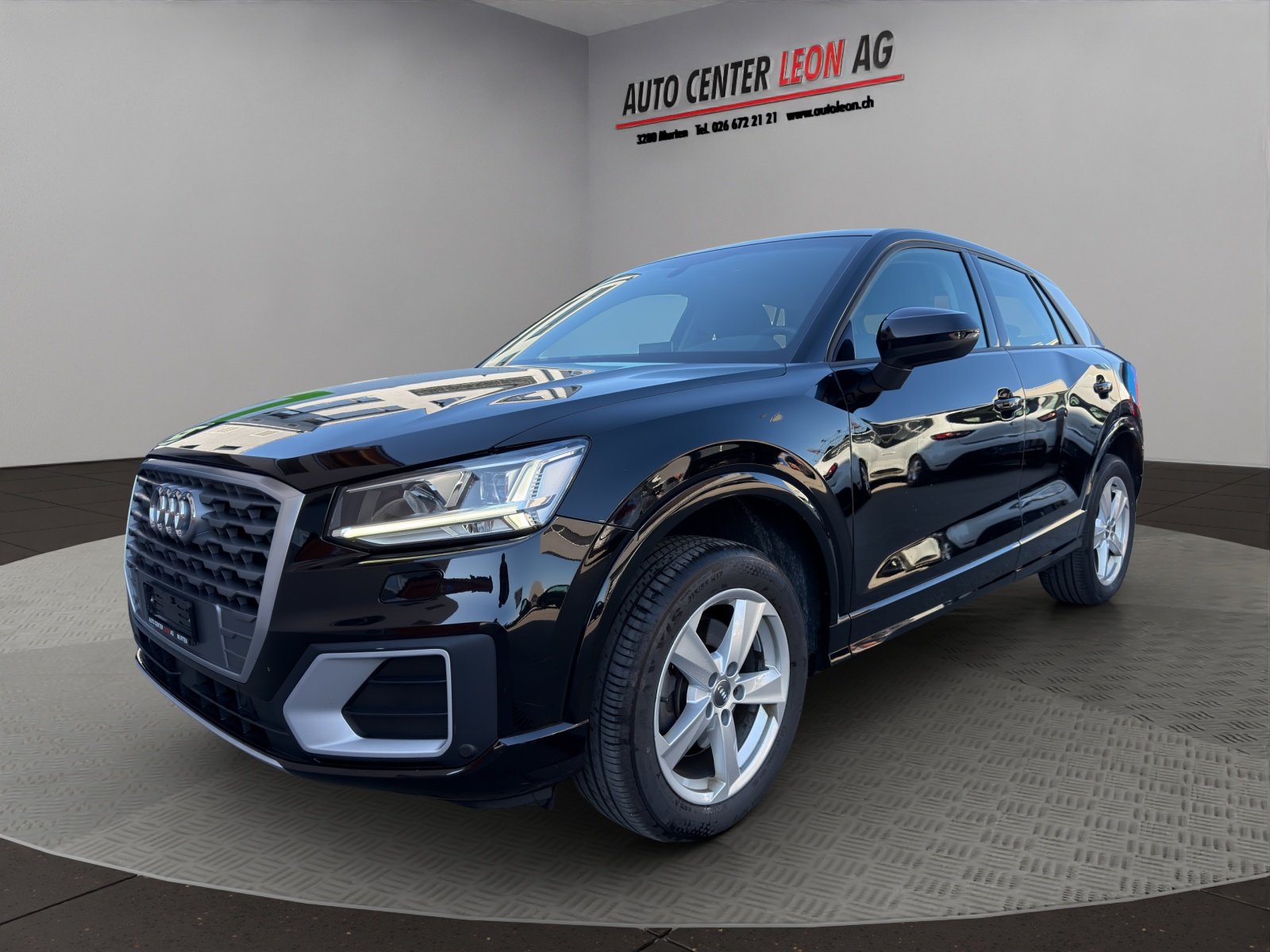 AUDI Q2 1.4 TFSI S-tronic, Petrol, Second hand / Used, Automatic - 2