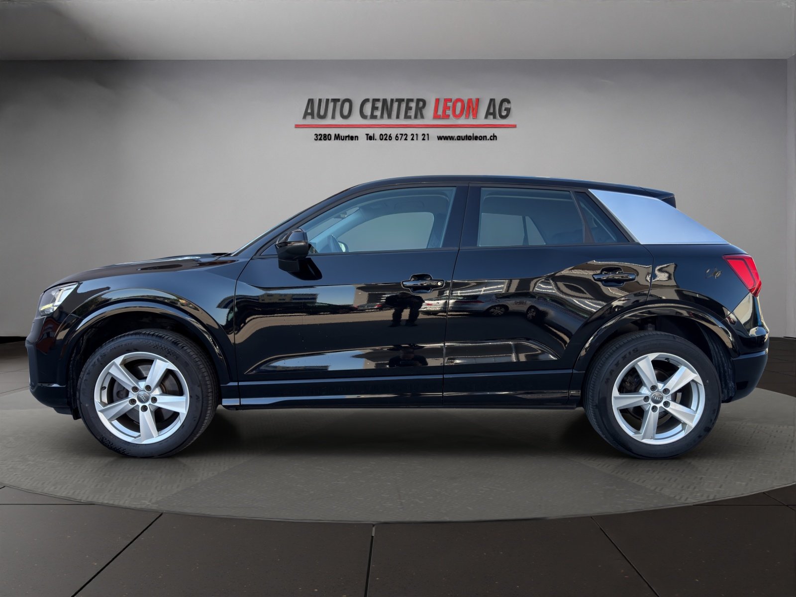 AUDI Q2 1.4 TFSI S-tronic, Petrol, Second hand / Used, Automatic - 3