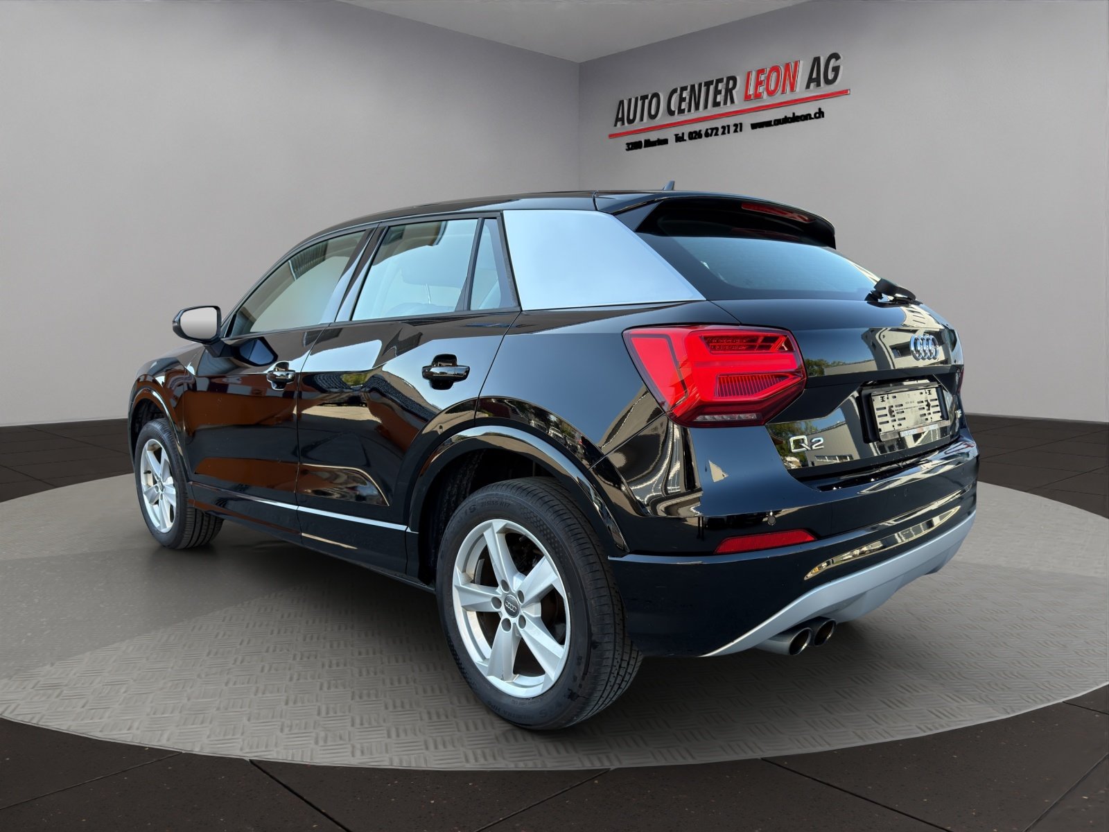 AUDI Q2 1.4 TFSI S-tronic, Petrol, Second hand / Used, Automatic - 4