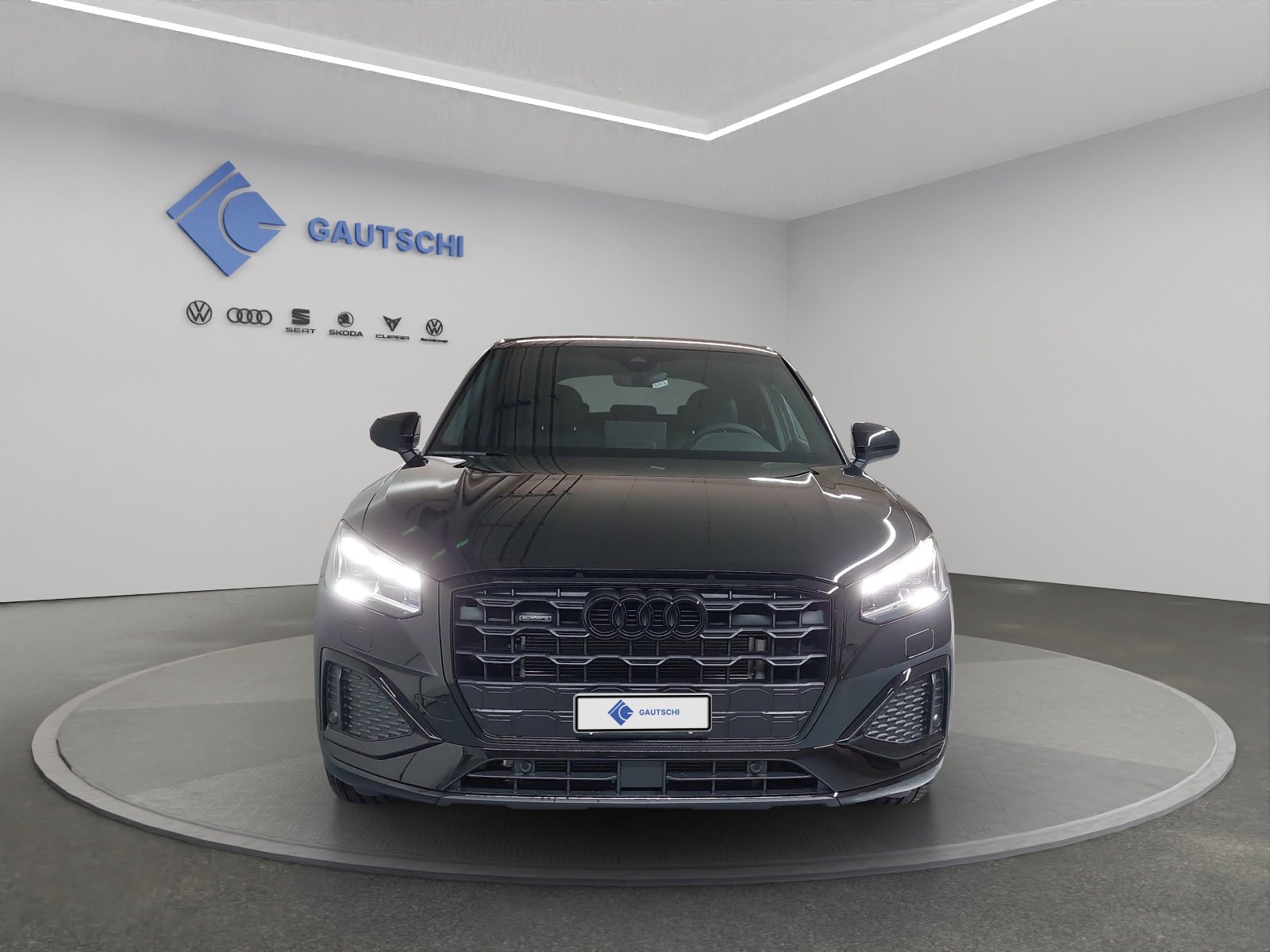 AUDI Q2 40 TFSI advanced Attraction quattro S-tronic, Petrol, Second hand / Used, Automatic - 5