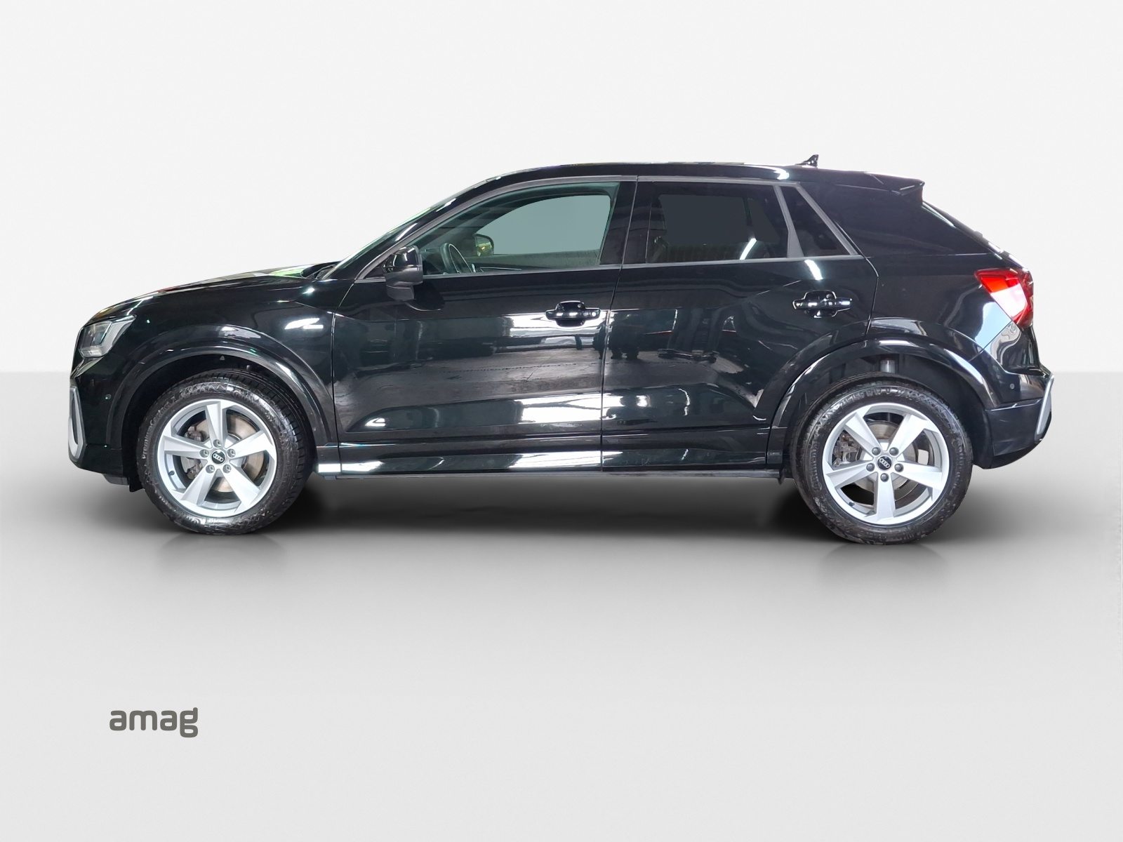 AUDI Q2 40 TFSI S line Attraction, Benzina, Occasioni / Usate, Automatico - 2