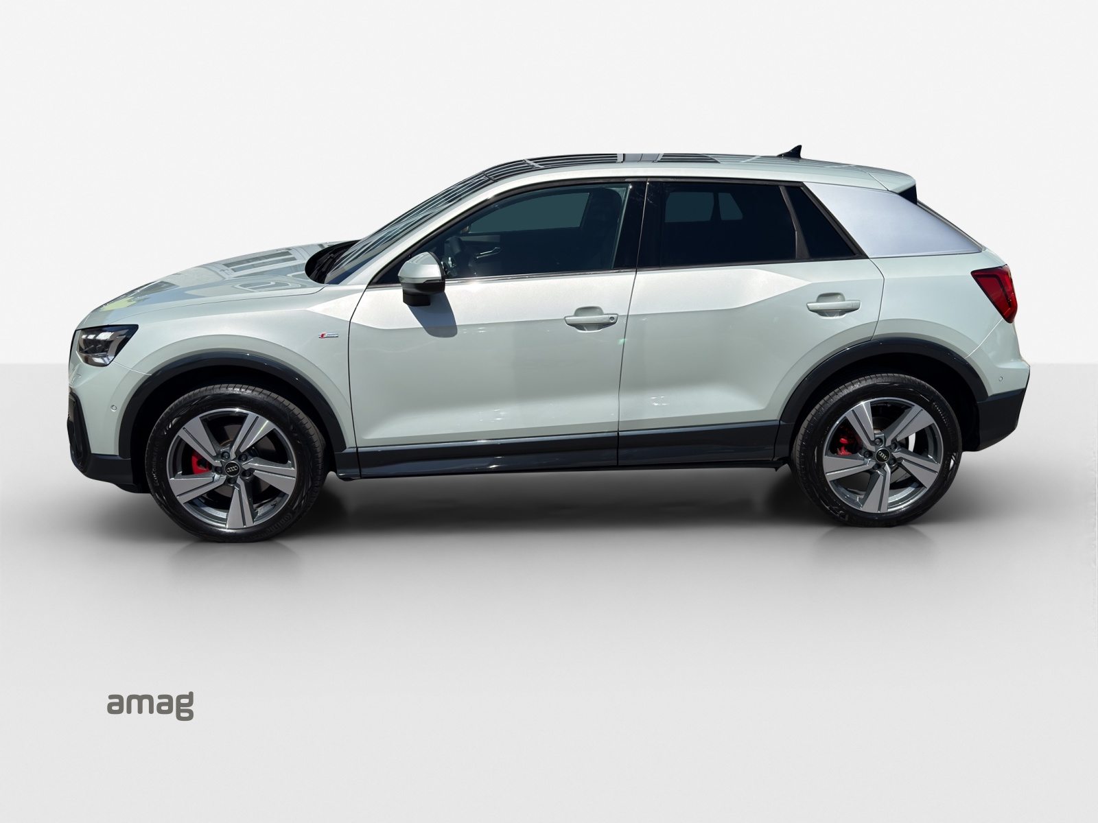 AUDI Q2 40 TFSI S line Attraction, Benzin, Occasion / Gebraucht, Automatik - 2