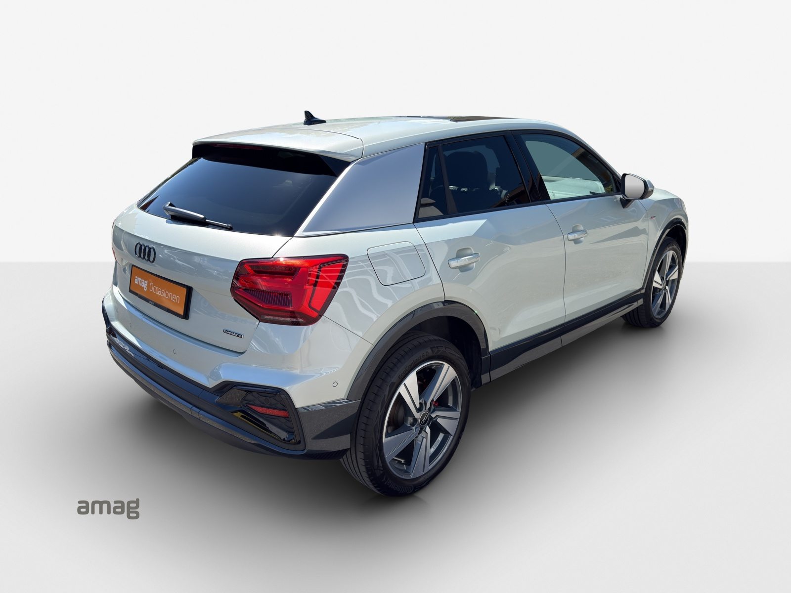 AUDI Q2 40 TFSI S line Attraction, Benzin, Occasion / Gebraucht, Automatik - 5