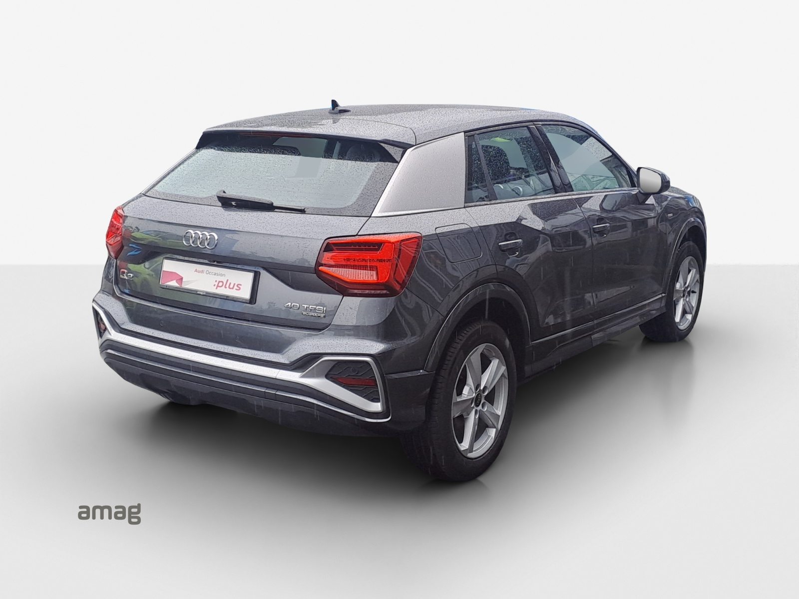 AUDI Q2 40 TFSI S line Attraction, Petrol, Second hand / Used, Automatic - 5
