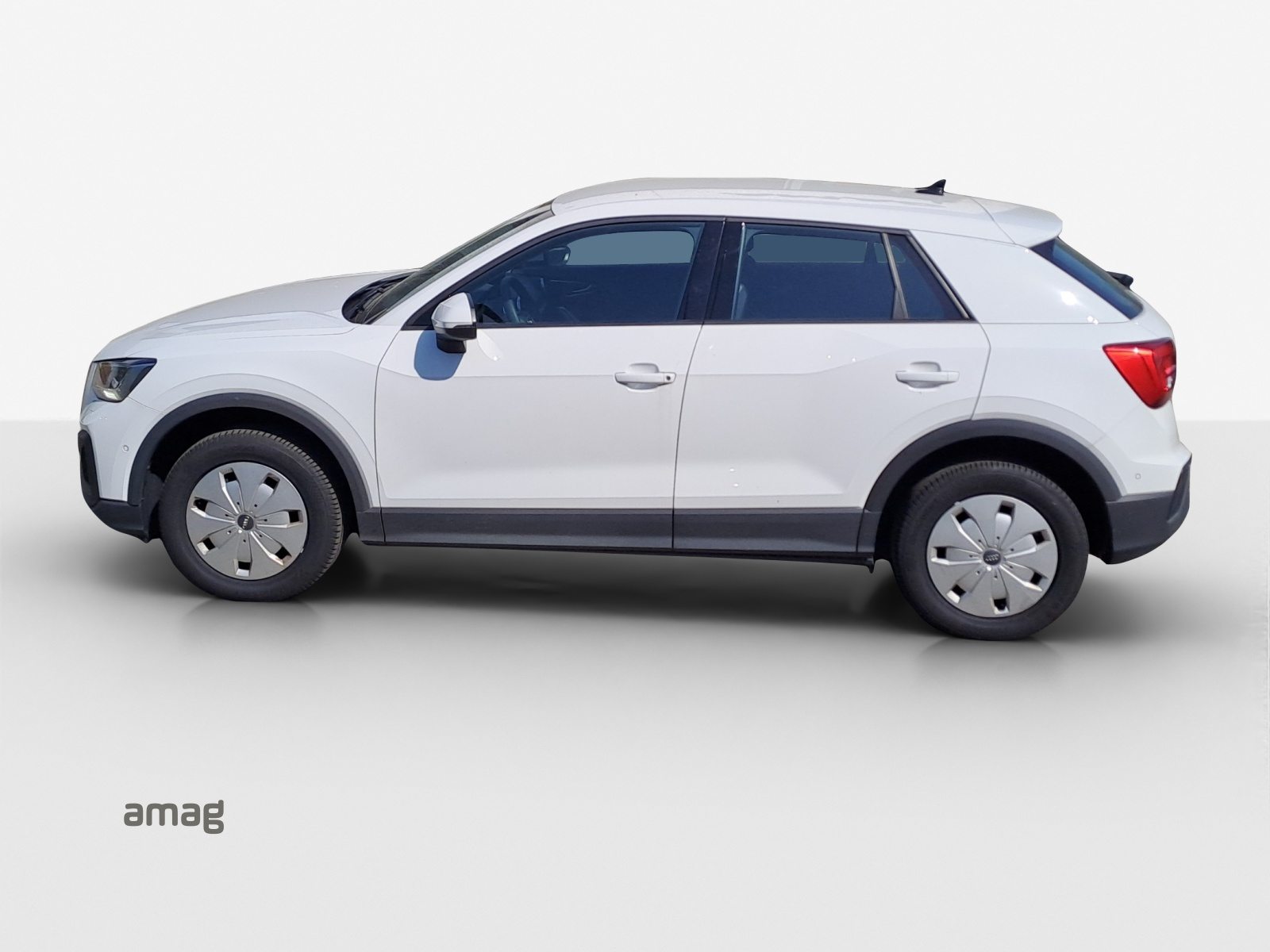 AUDI Q2 35 TFSI, Petrol, Second hand / Used, Automatic - 2
