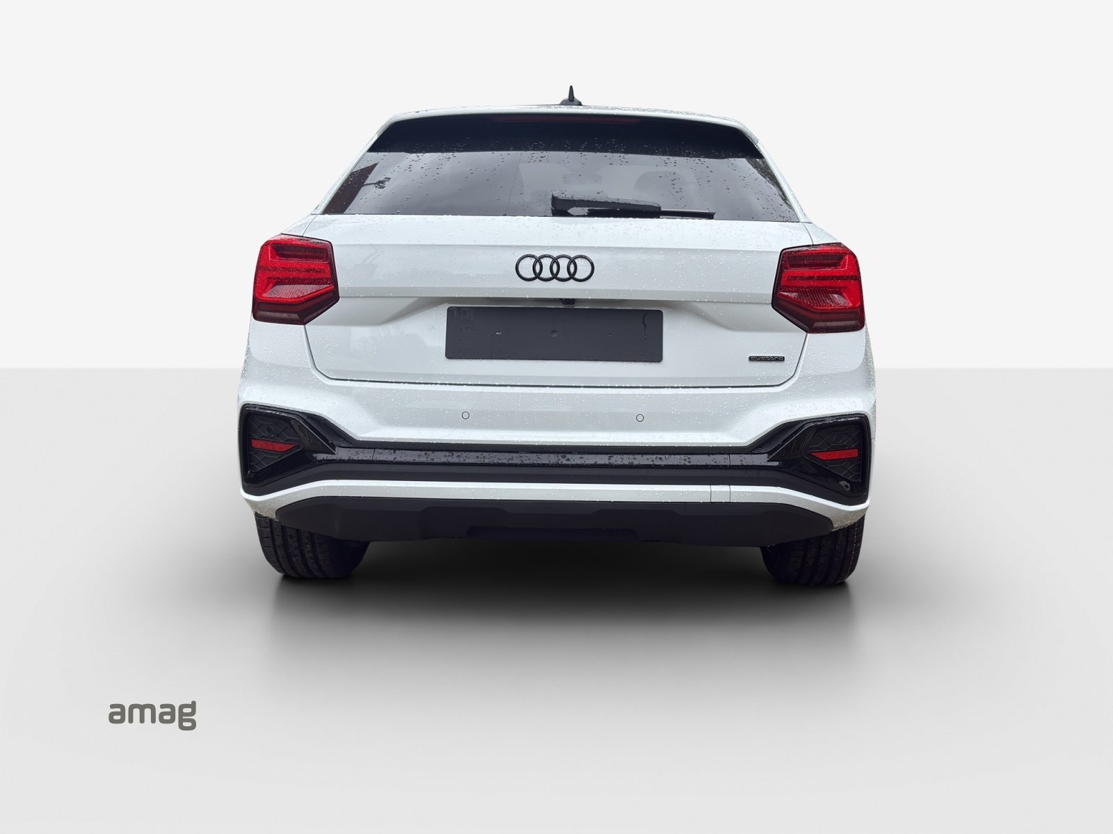 AUDI Q2 40 TFSI S line Attraction, Benzin, Occasion / Gebraucht, Automatik - 4