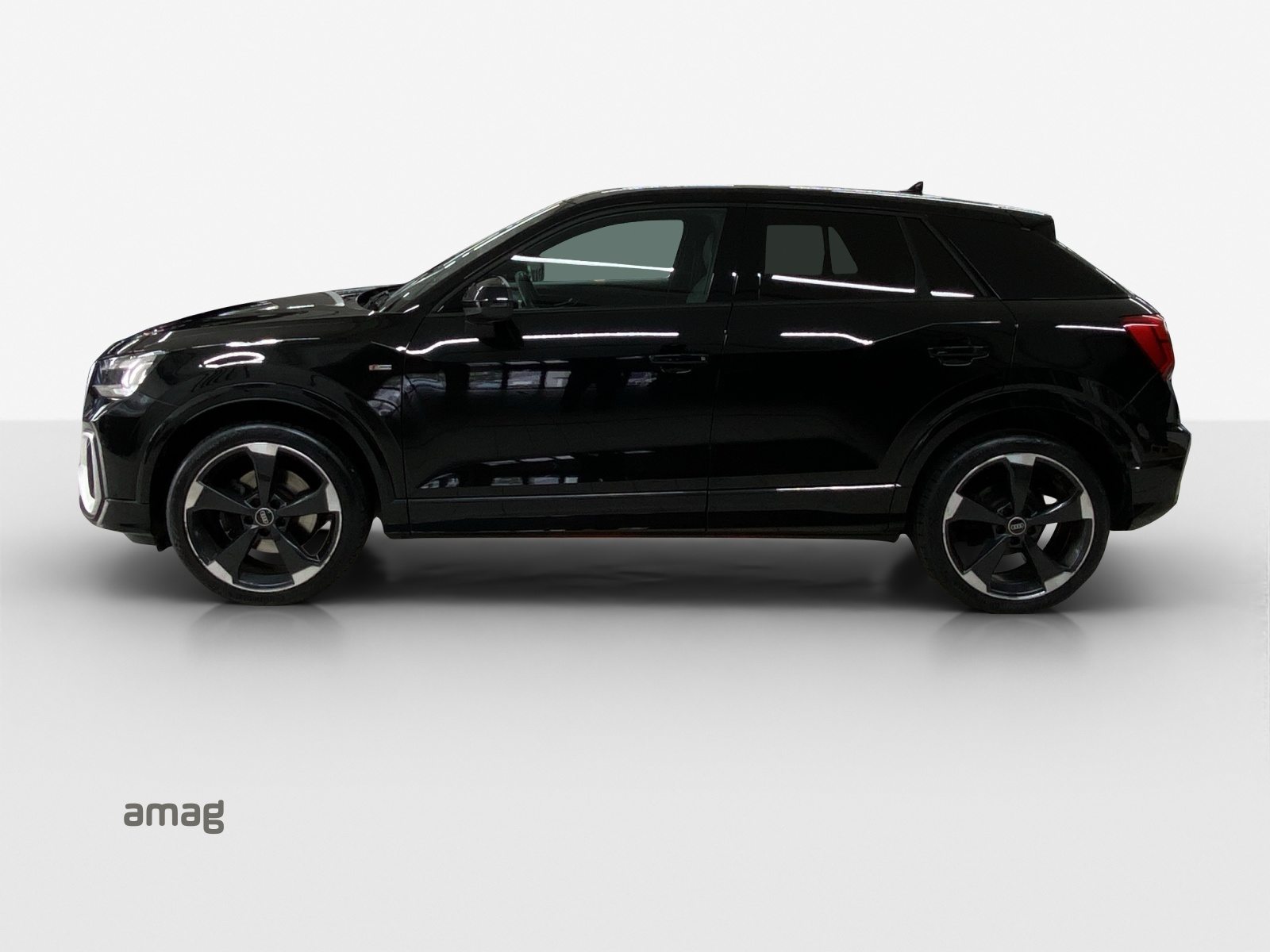 AUDI Q2 40 TFSI S line Attraction, Essence, Occasion / Utilisé, Automatique - 2