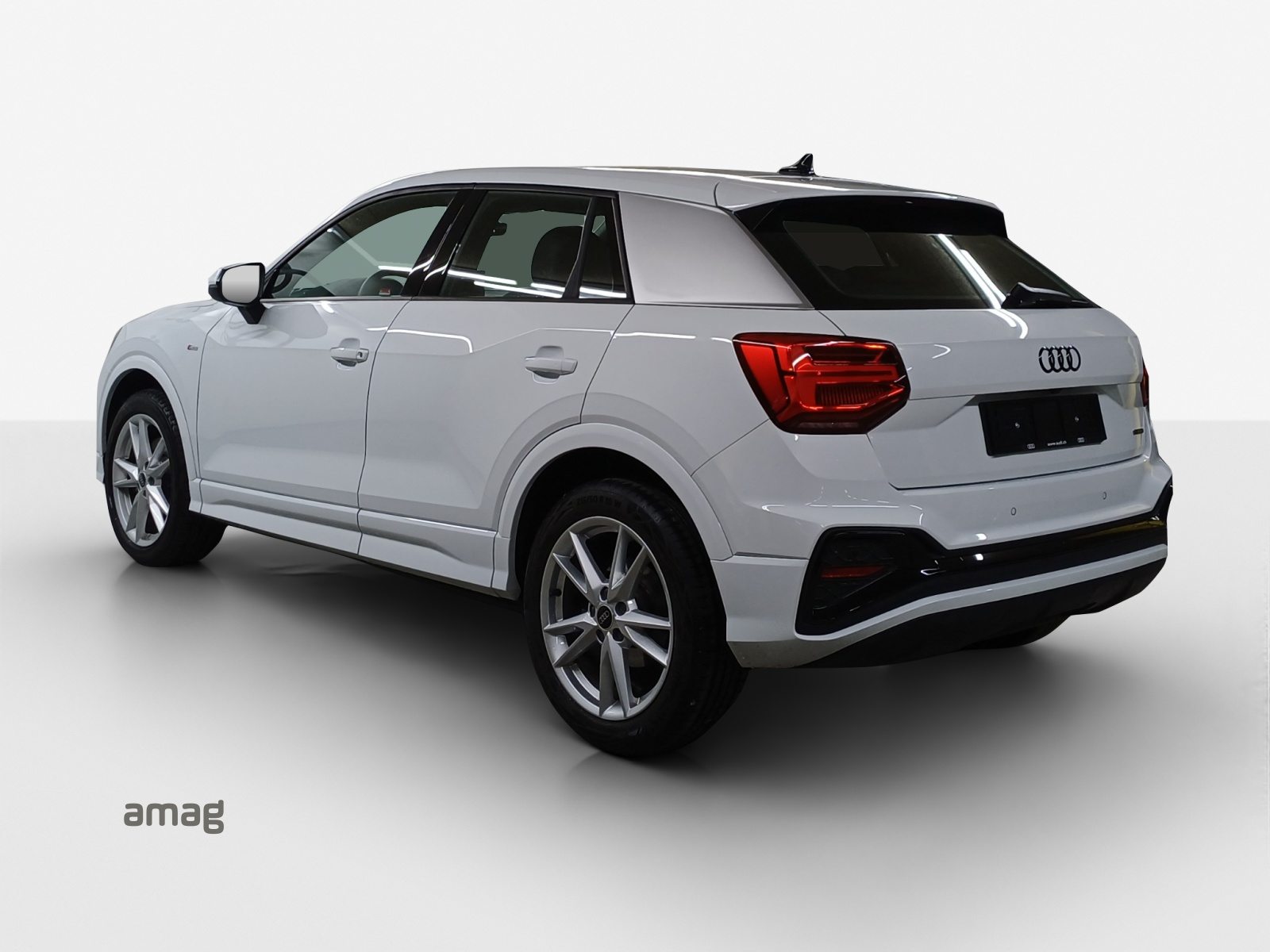 AUDI Q2 40 TFSI S line, Essence, Occasion / Utilisé, Automatique - 3
