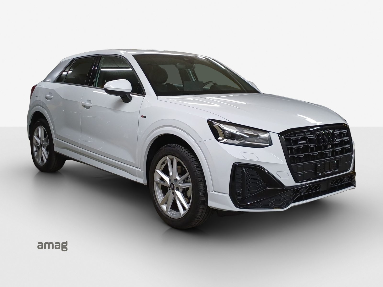 AUDI Q2 40 TFSI S line, Essence, Occasion / Utilisé, Automatique - 6