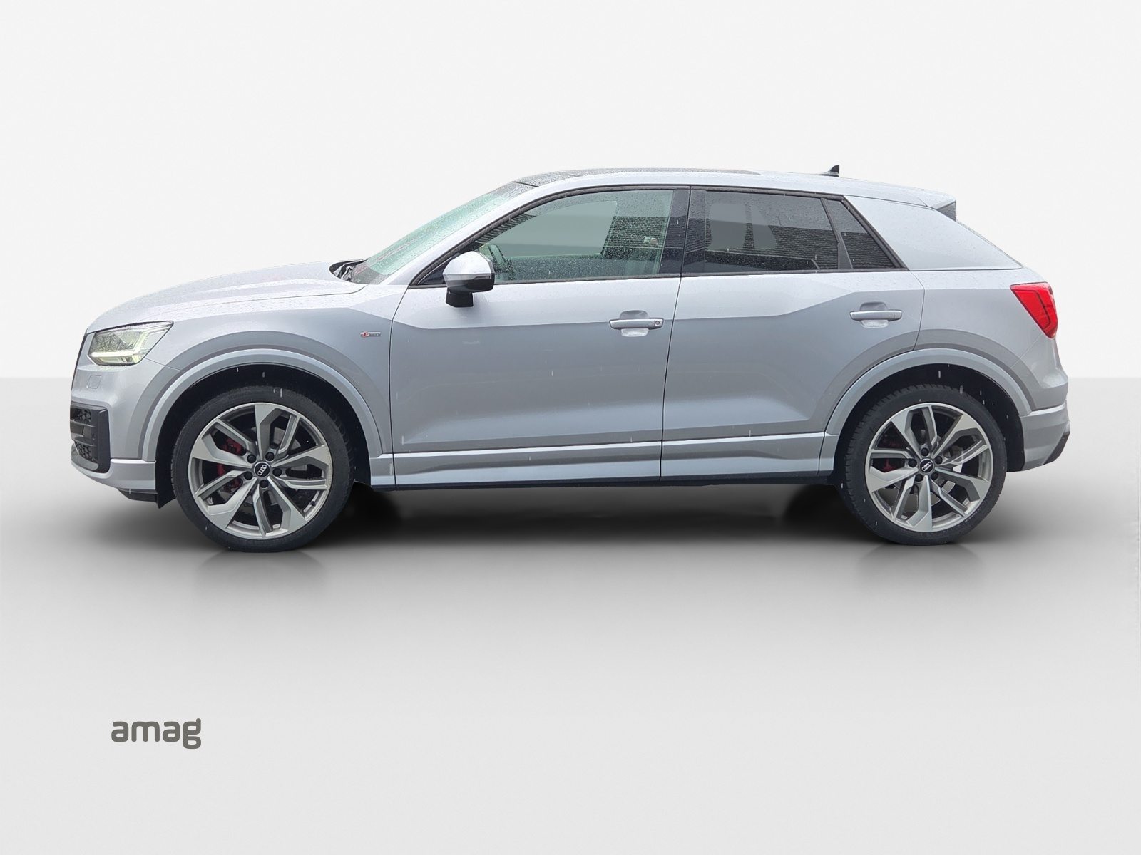 AUDI Q2 40 TFSI sport, Essence, Occasion / Utilisé, Automatique - 2