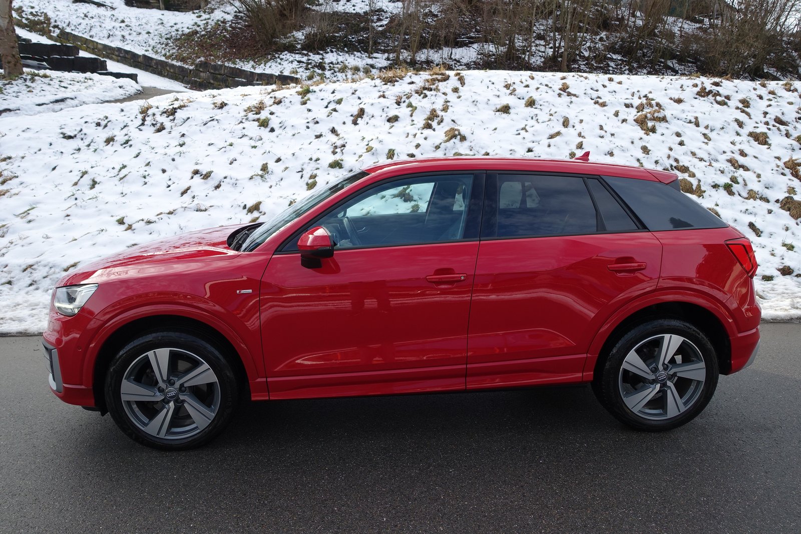 AUDI Q2 1.4 TFSI design S-tronic, Essence, Occasion / Utilisé, Automatique - 5