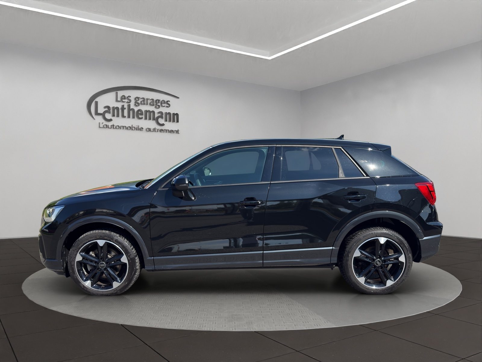 AUDI Q2 40 TFSI advanced Attraction, Benzina, Occasioni / Usate, Automatico - 2