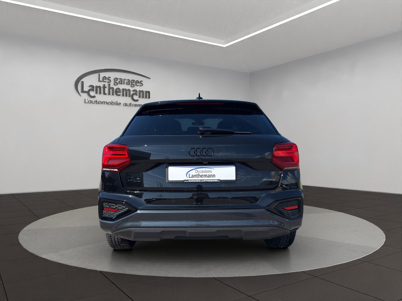 AUDI Q2 40 TFSI advanced Attraction, Benzina, Occasioni / Usate, Automatico - 4