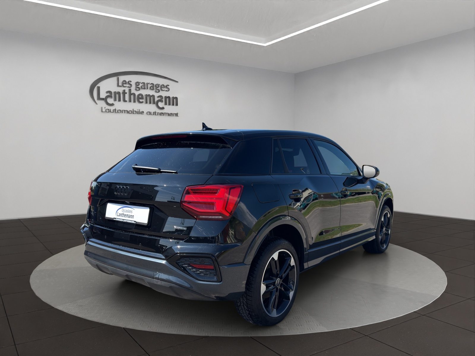 AUDI Q2 40 TFSI advanced Attraction, Benzina, Occasioni / Usate, Automatico - 5