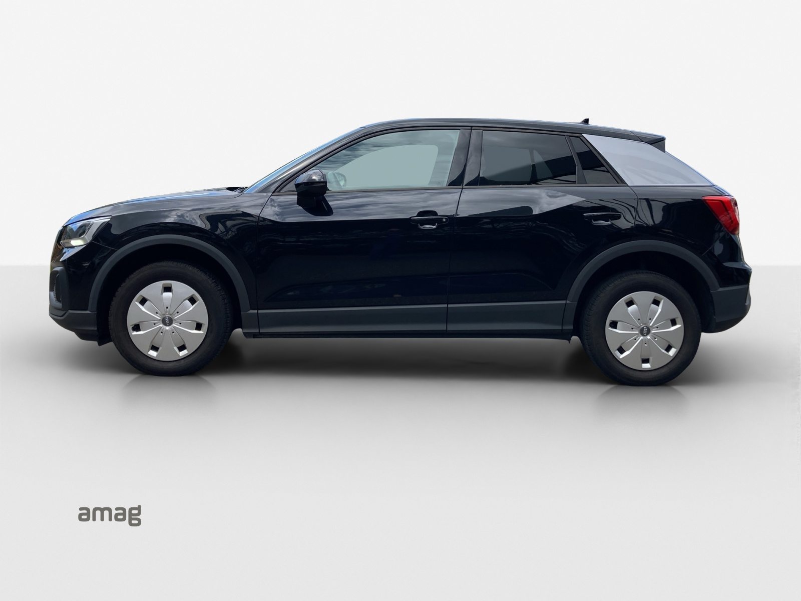 AUDI Q2 35 TFSI, Petrol, Second hand / Used, Automatic - 2