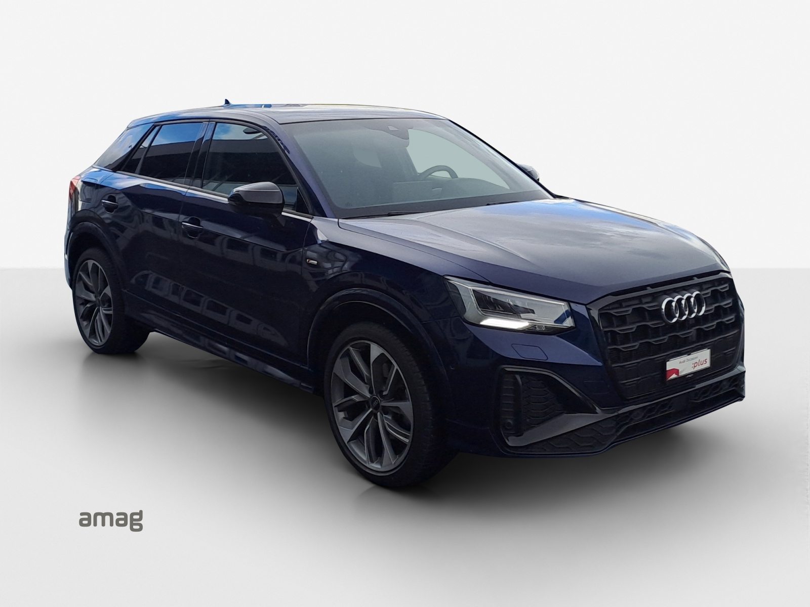 AUDI Q2 35 TFSI S line, Petrol, Second hand / Used, Automatic - 6