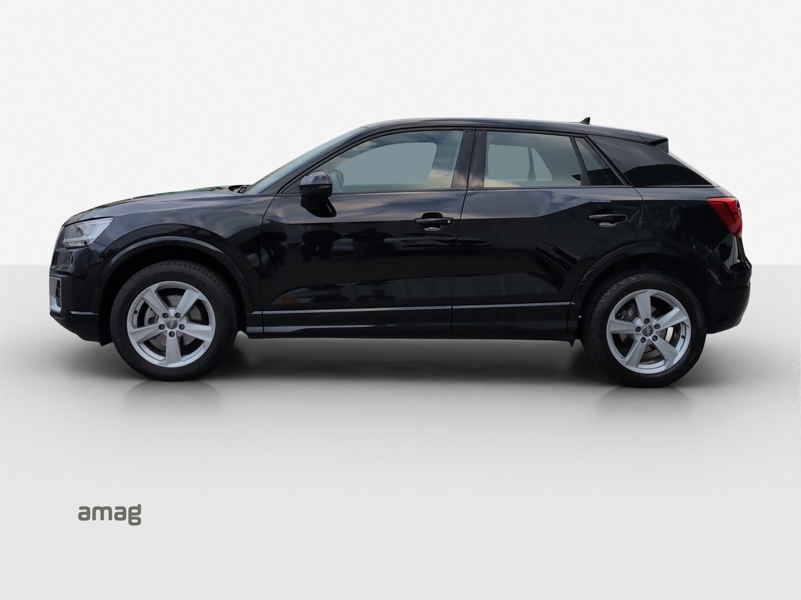 AUDI Q2 35 TFSI sport Attraction, Benzin, Occasion / Gebraucht, Automatik - 2