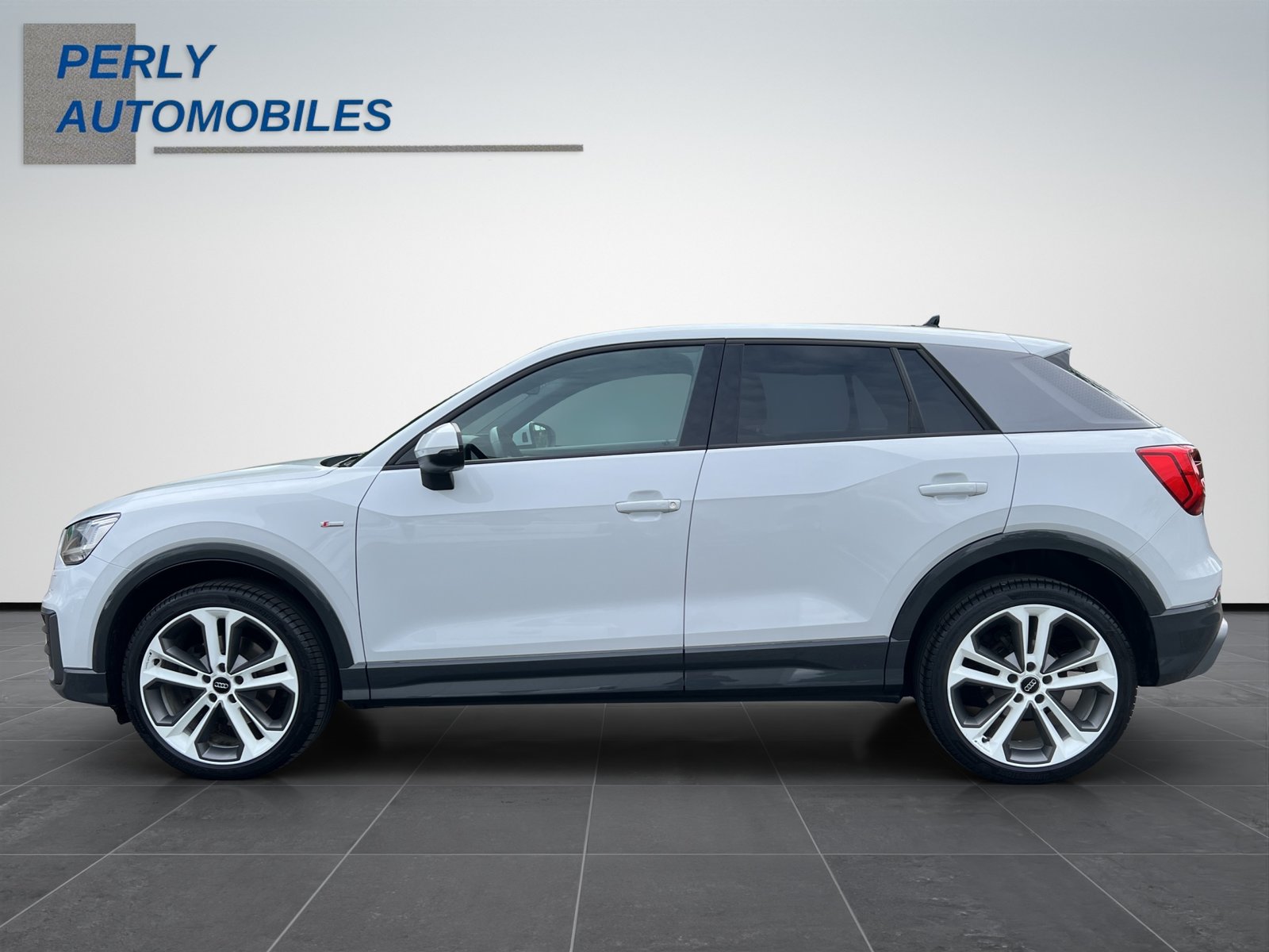 AUDI Q2 1.5 35 TFSI Sport S-Tronic, Petrol, Second hand / Used, Automatic - 3